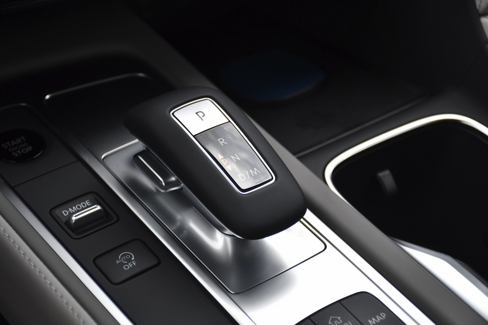 New 2027 Mineral Black INFINITI LUXE image 14
