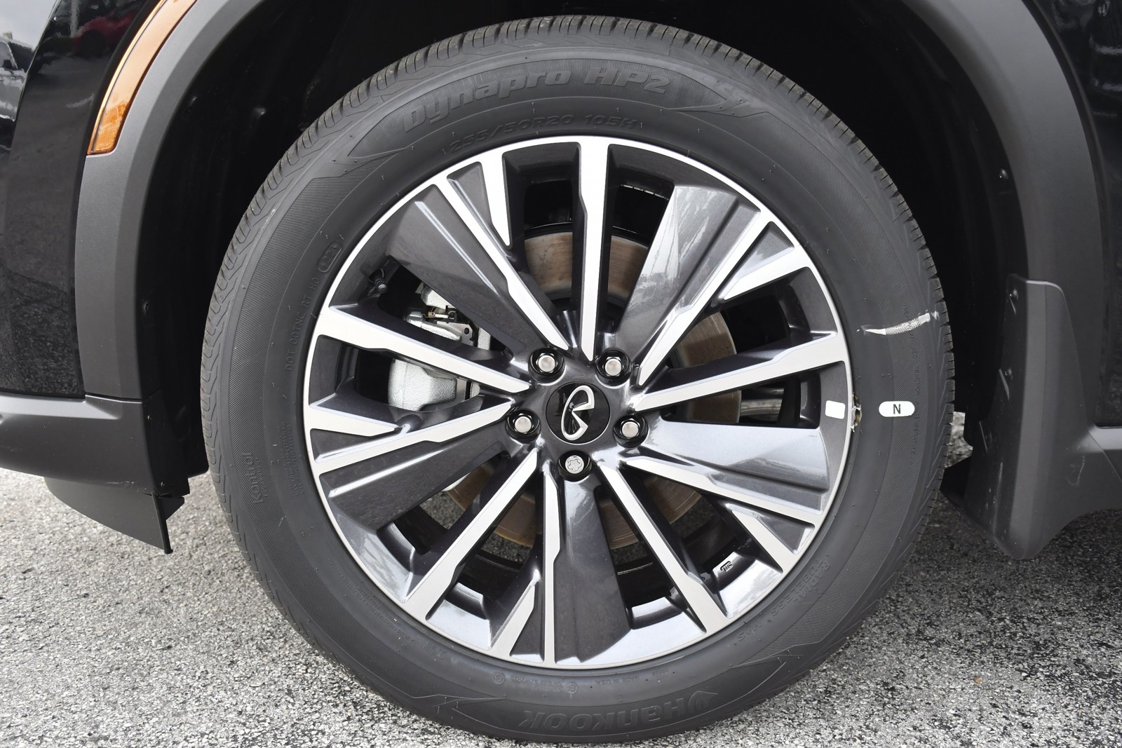 New 2027 Mineral Black INFINITI LUXE image 36