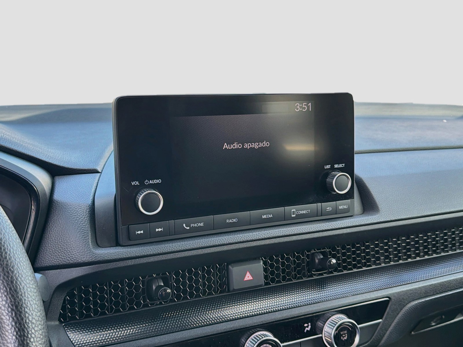 Used 2025  Honda LX image 12