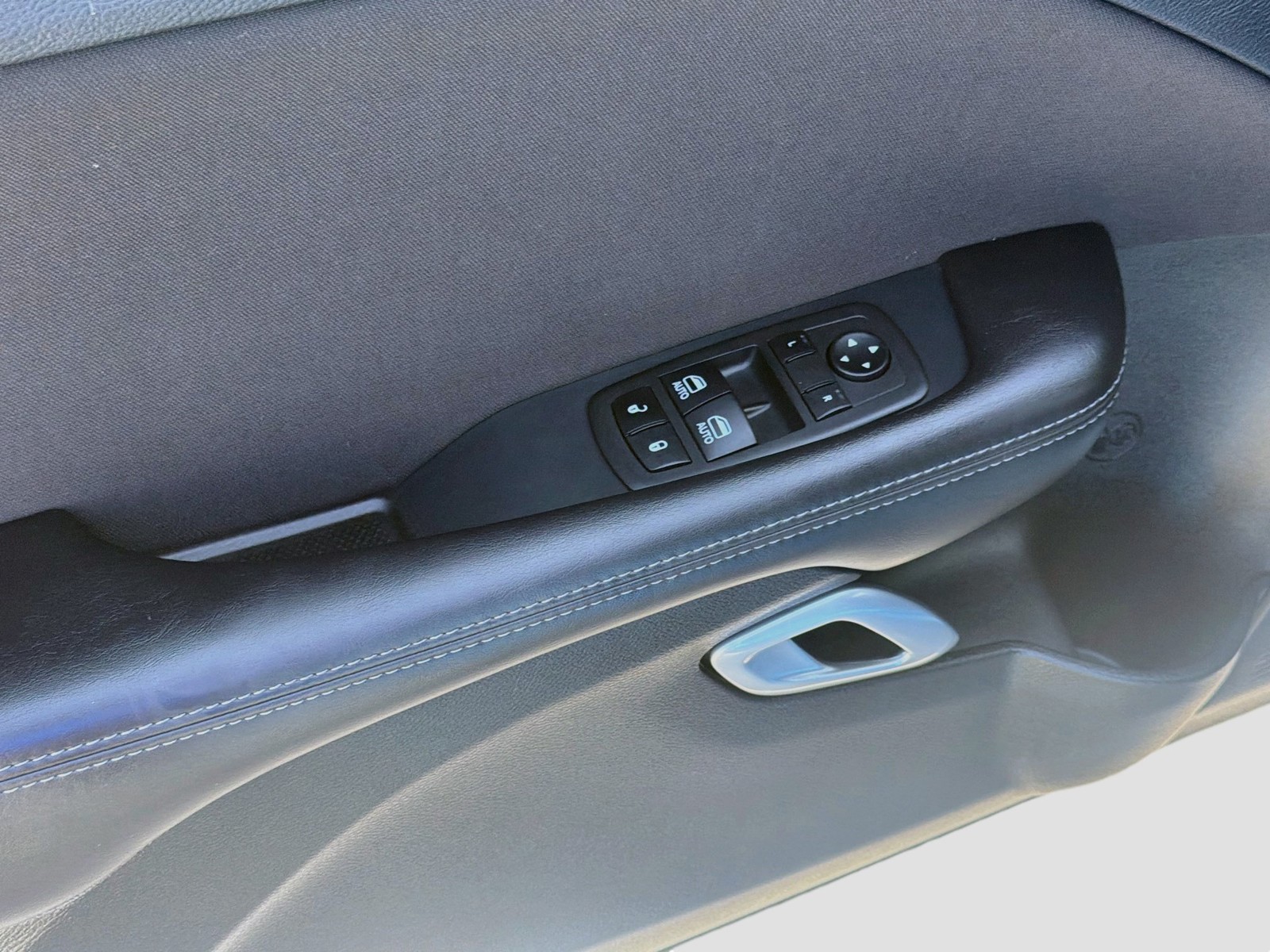 Used 2023 B5 Blue Pearlcoat Dodge GT image 16