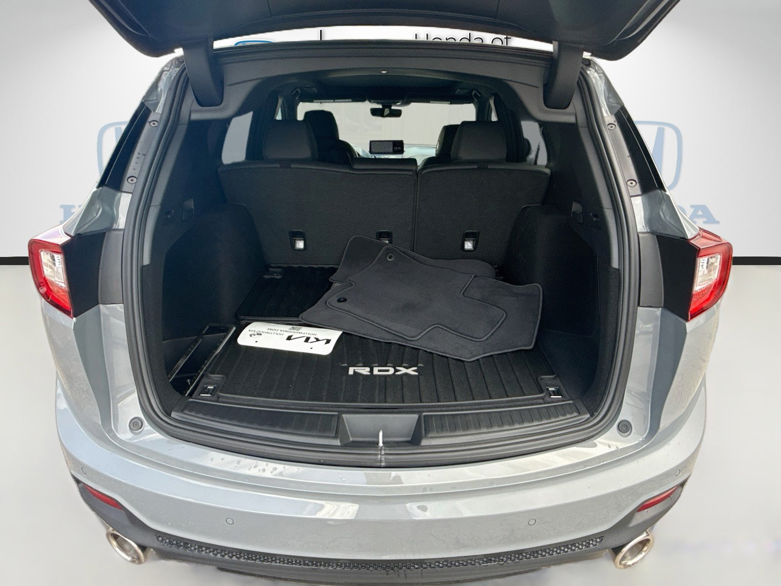 Used 2025 Urban Gray Pearl Acura w/A-Spec Package image 27