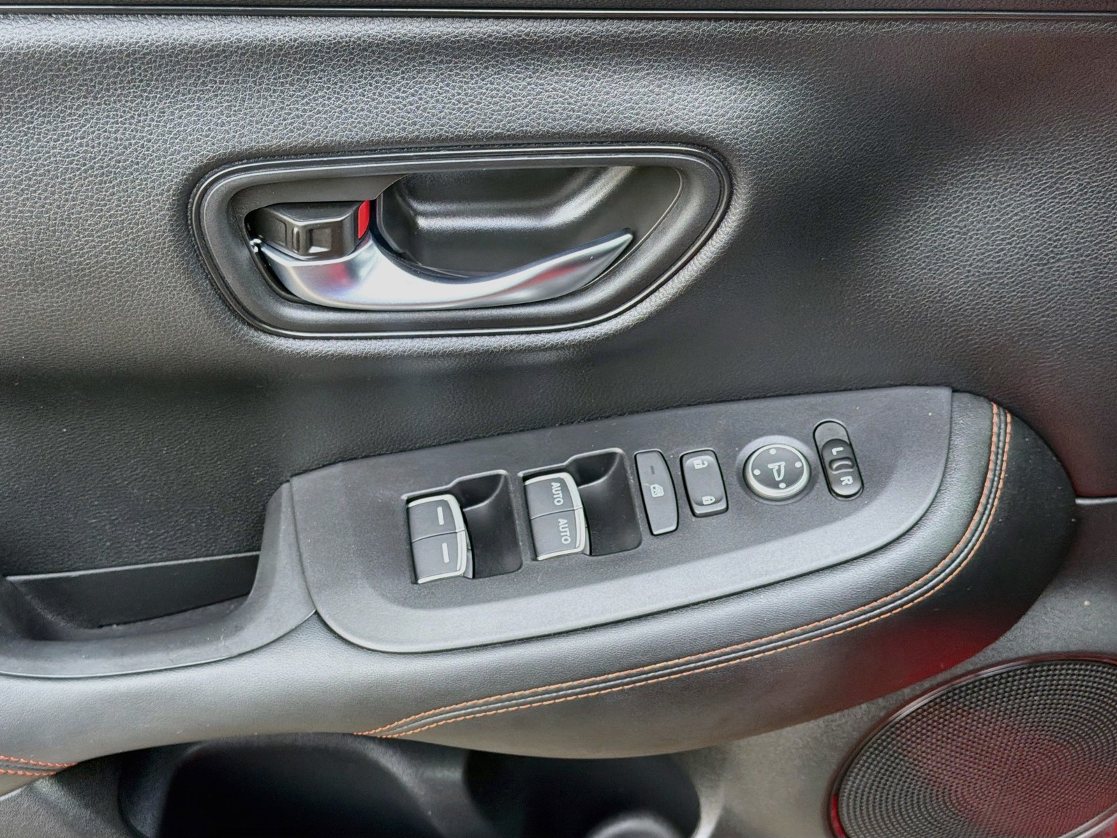 2024 Honda HR-V Sport - Photo 16