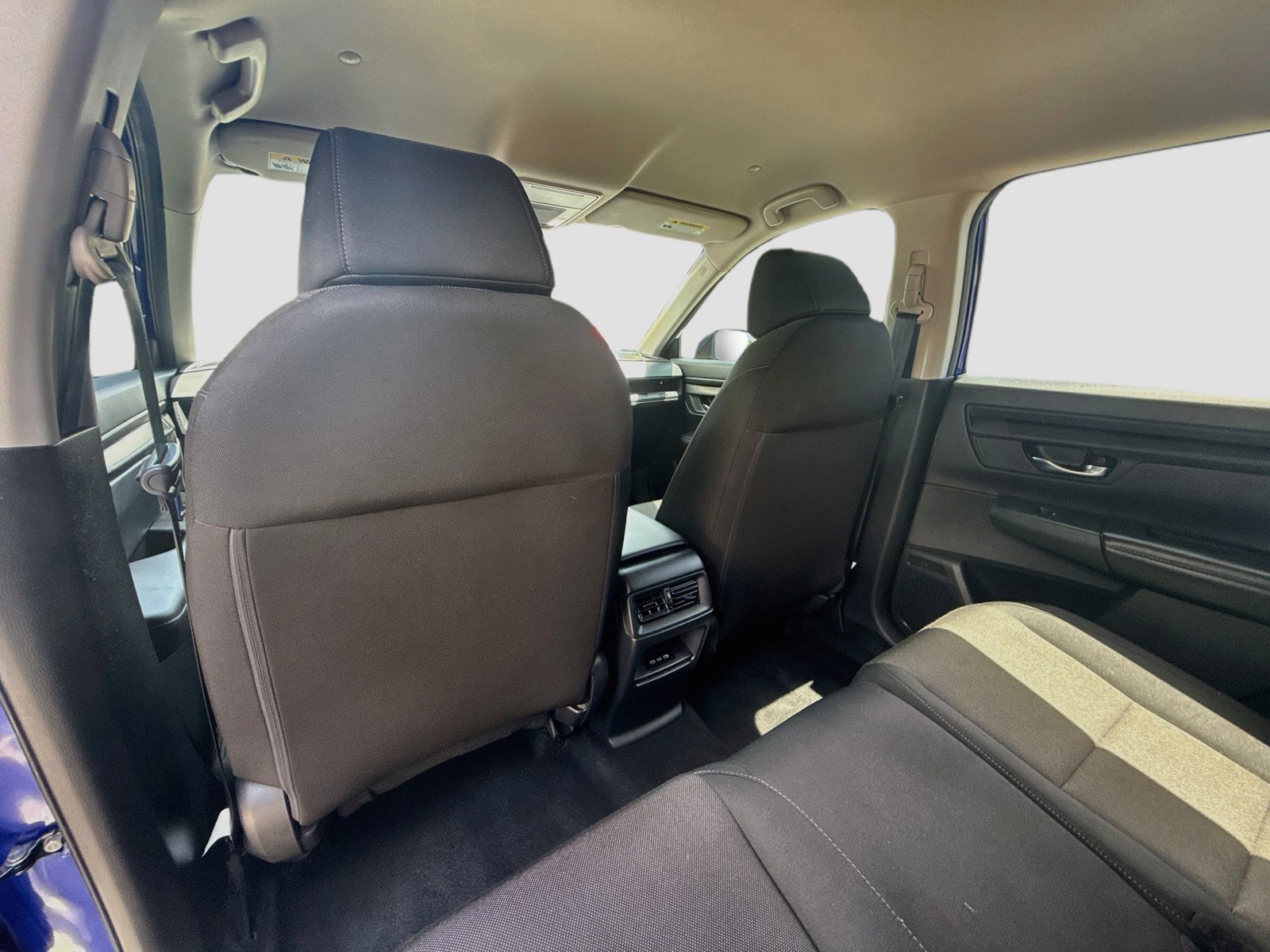 2025 Honda CR-V LX - Photo 24