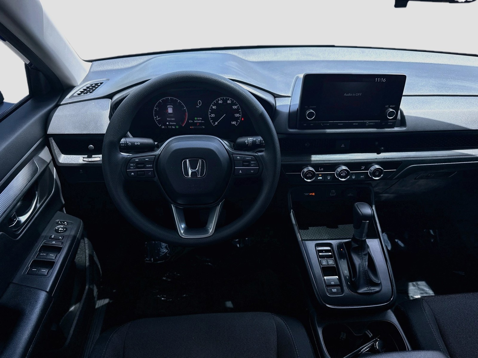 2025 Honda CR-V LX - Photo 20