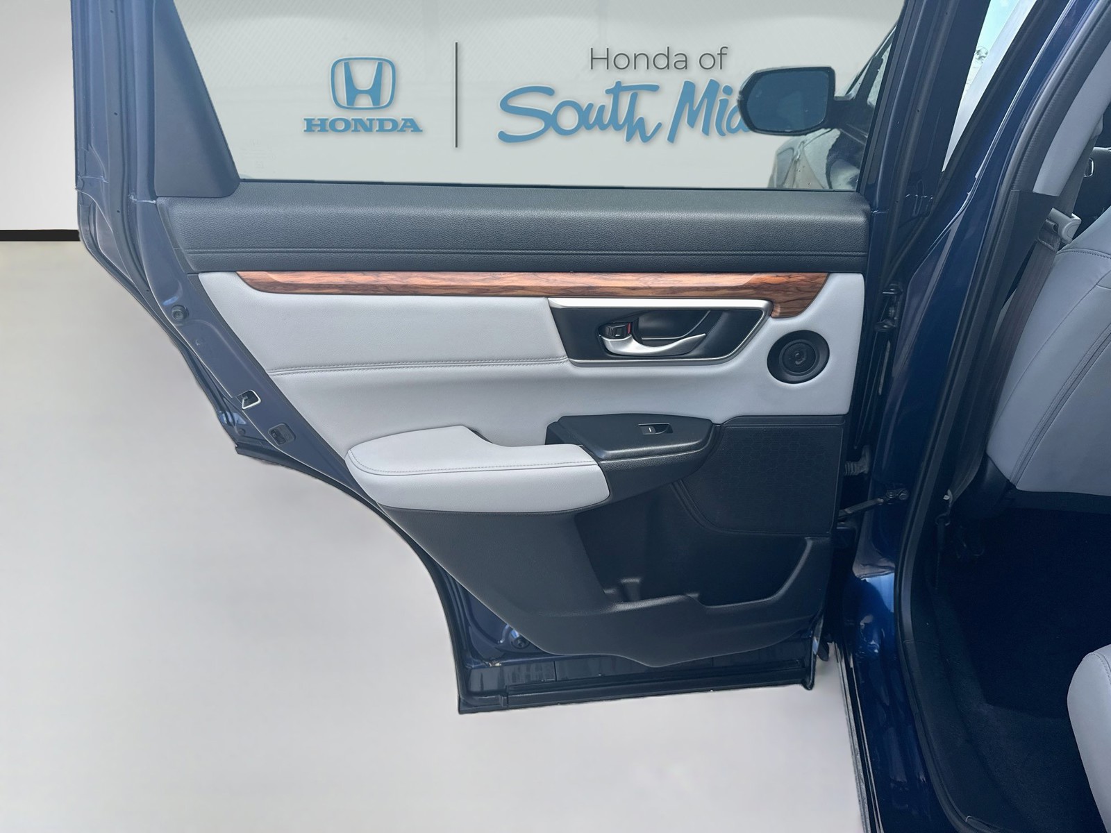 2022 Honda CR-V Touring - Photo 26