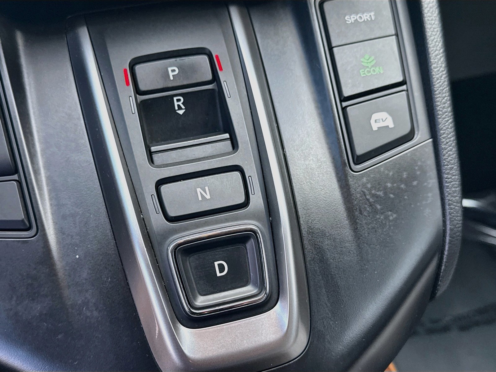 2022 Honda CR-V Touring - Photo 16