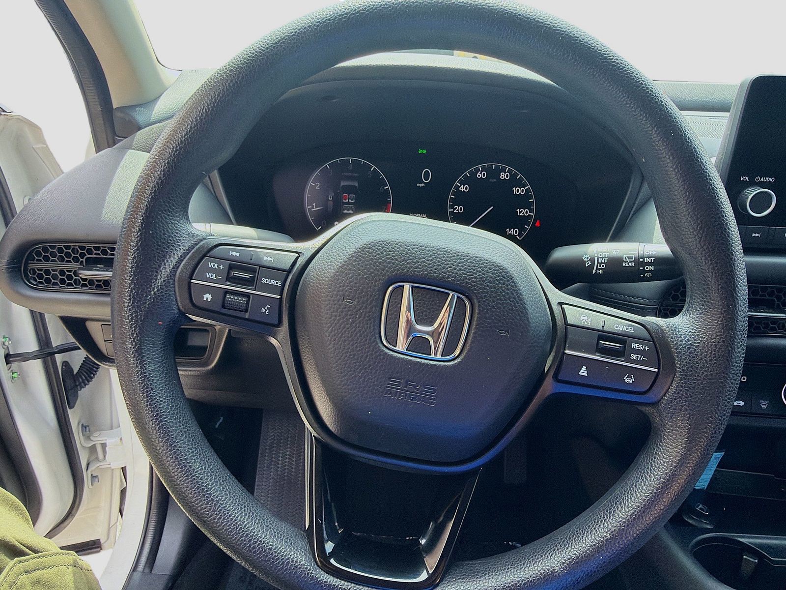 Certified Used 2024 Platinum White Pearl Honda LX image 9