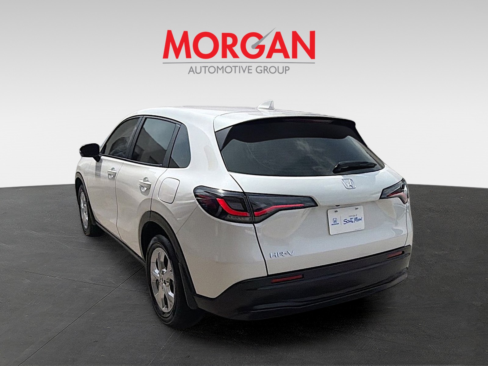 Certified Used 2024 Platinum White Pearl Honda LX image 5