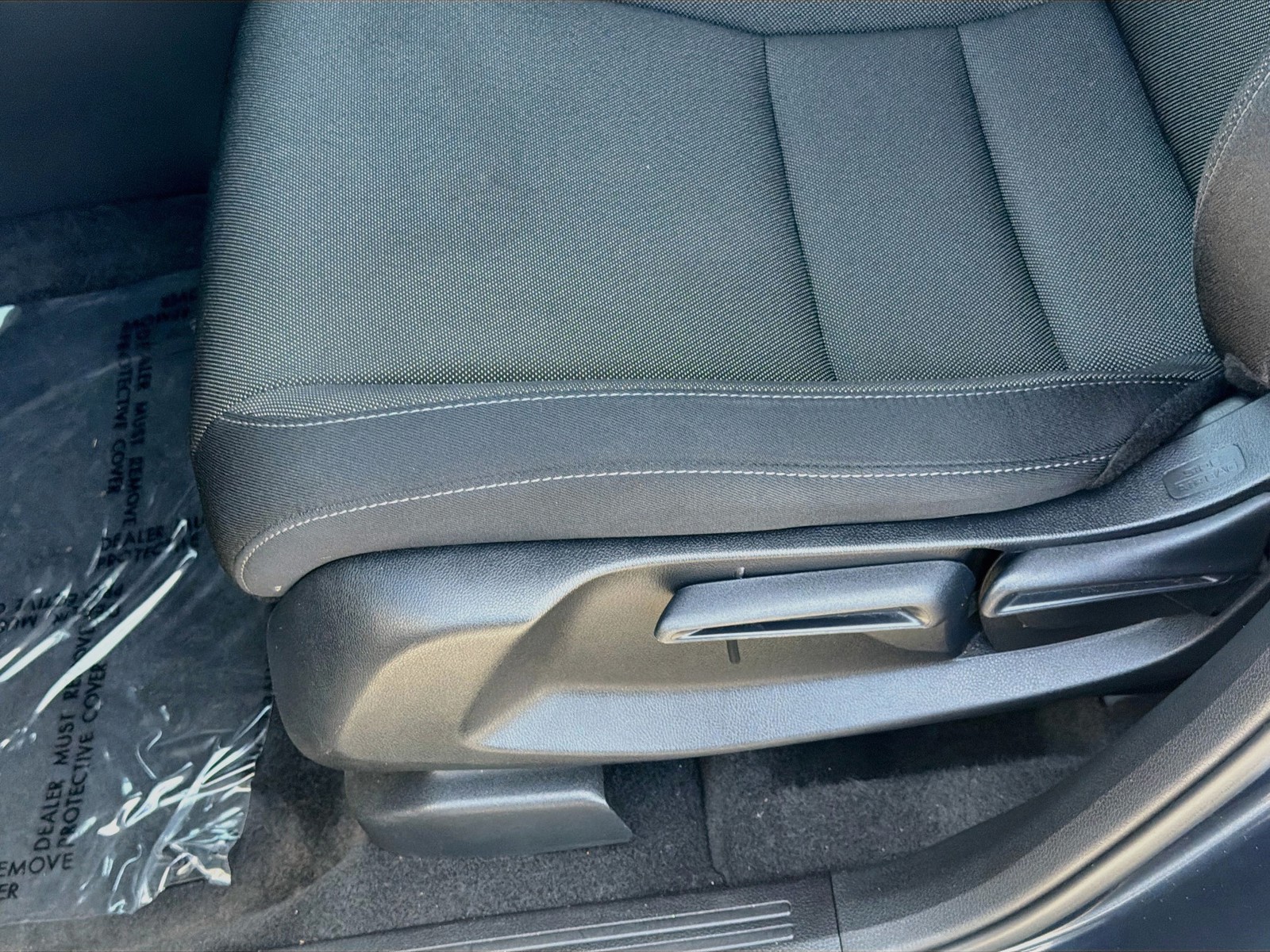 2025 Honda CR-V LX - Photo 17