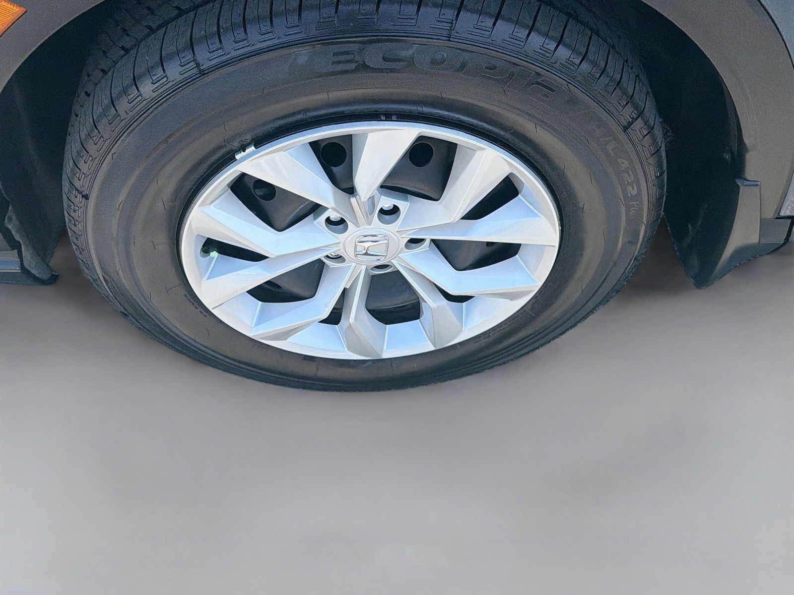 2025 Honda CR-V LX - Photo 36
