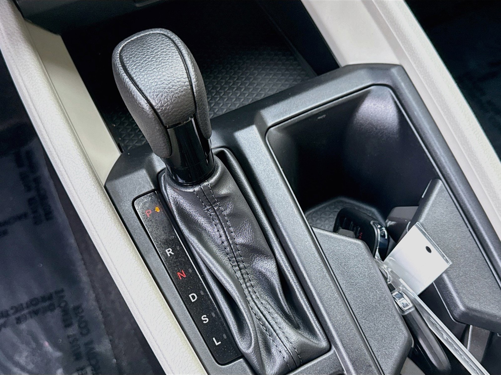 2025 Honda Accord SE - Photo 15
