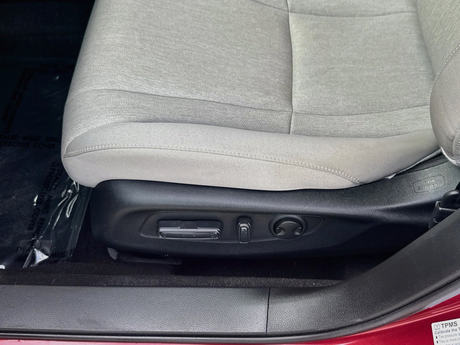 2025 Honda Accord SE - Photo 17