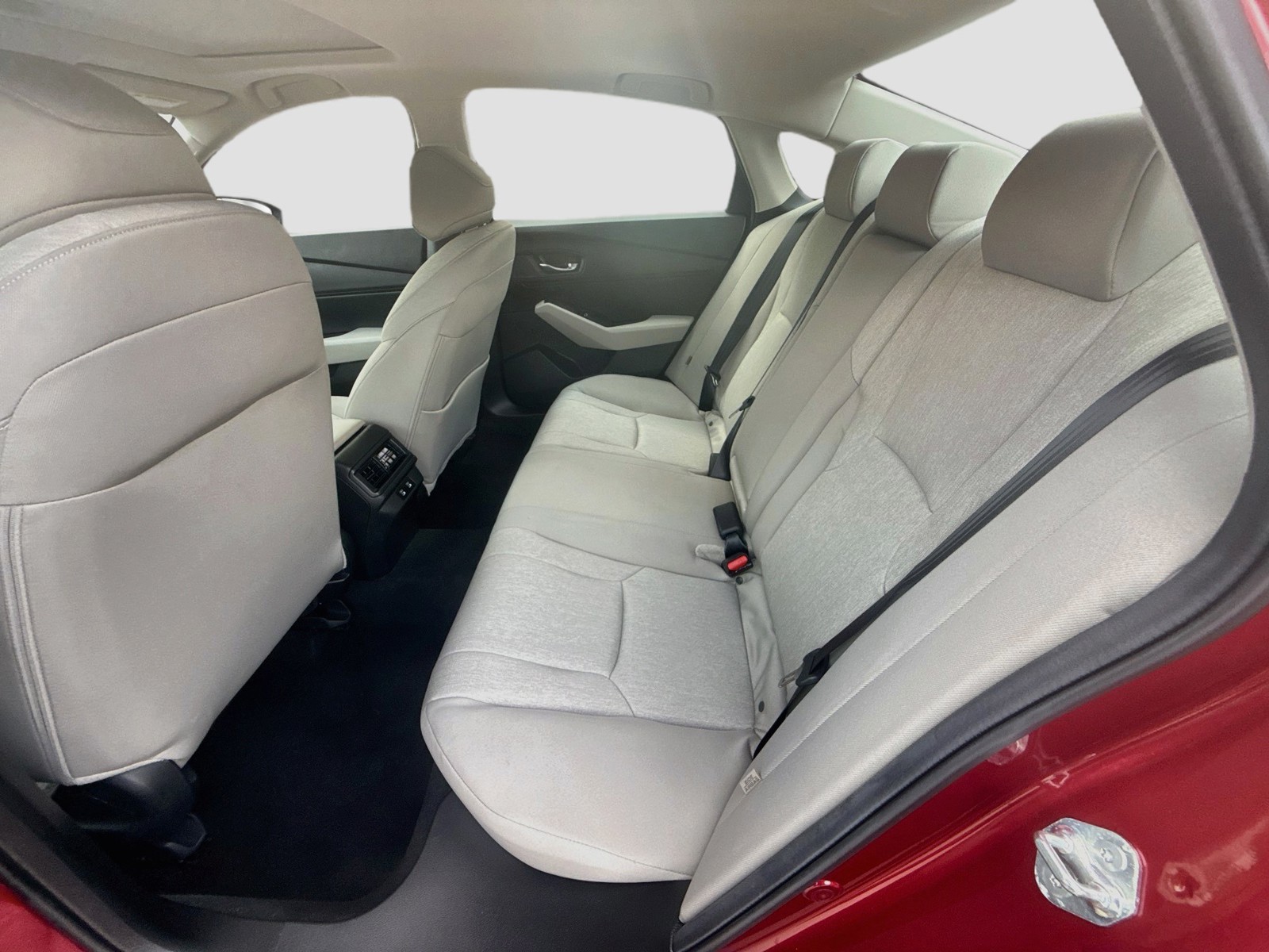 2025 Honda Accord SE - Photo 23