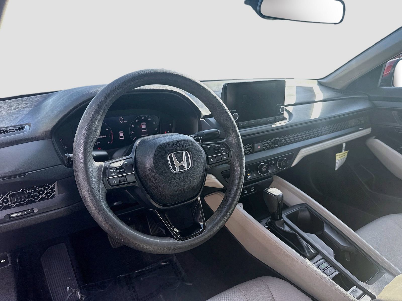 2024 Honda Accord LX - Photo 9