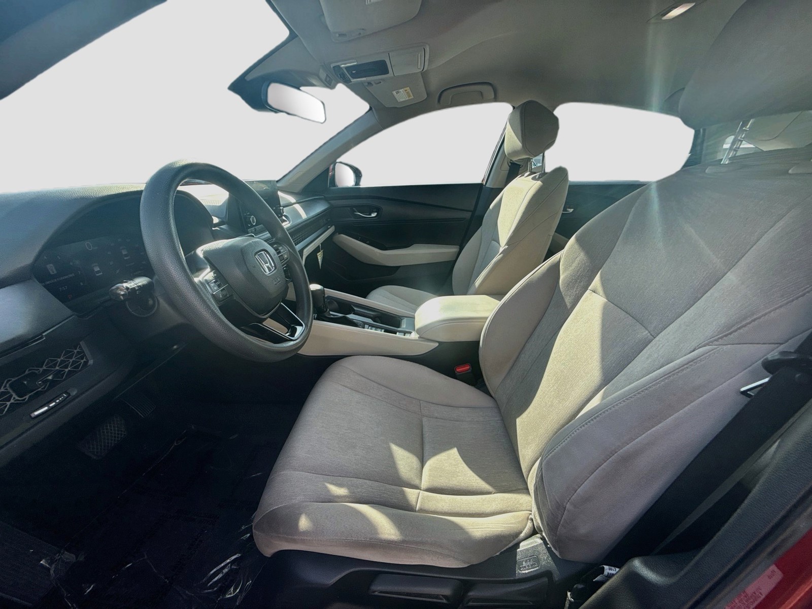 2024 Honda Accord LX - Photo 18