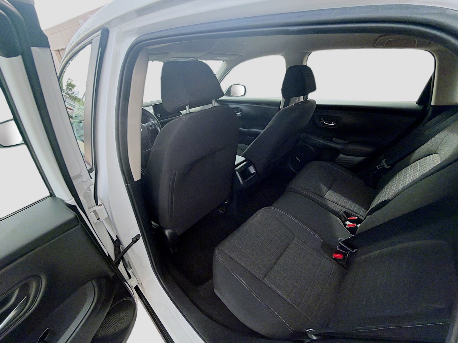 Used 2023 Platinum White Pearl Honda LX image 23