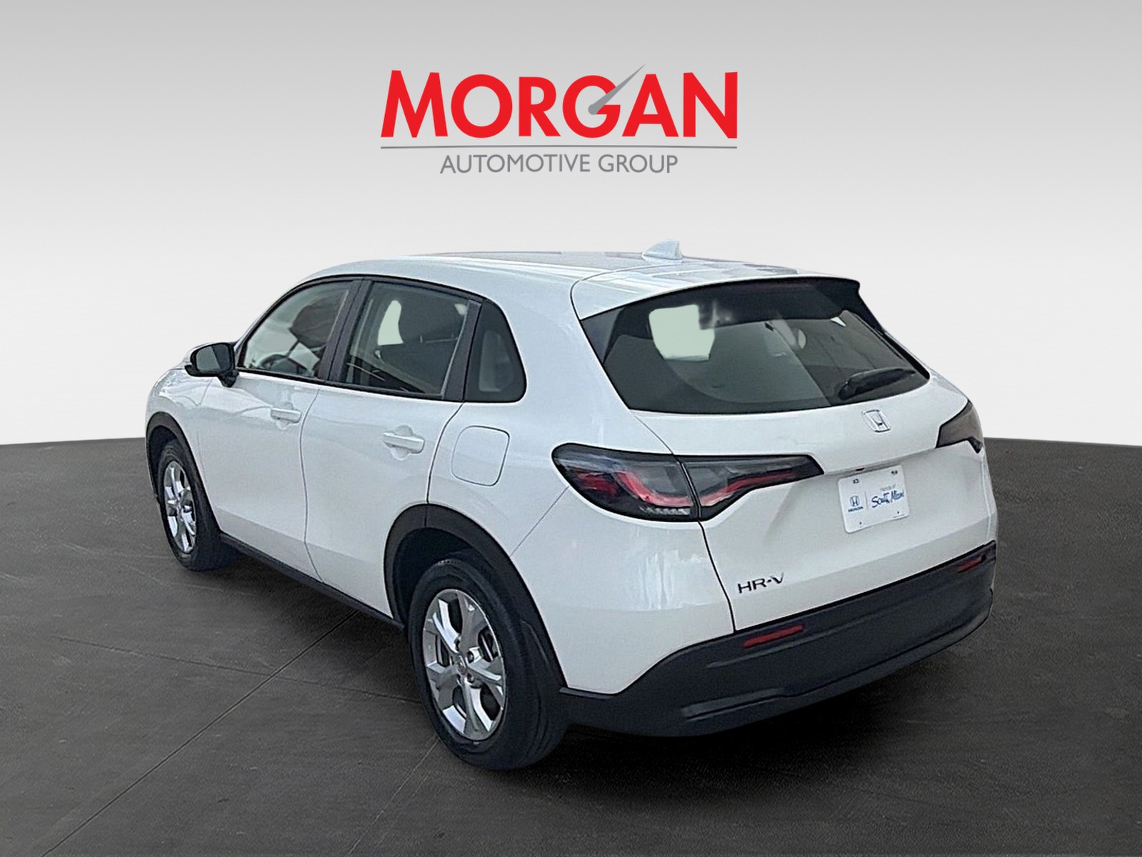 Used 2023 Platinum White Pearl Honda LX image 5