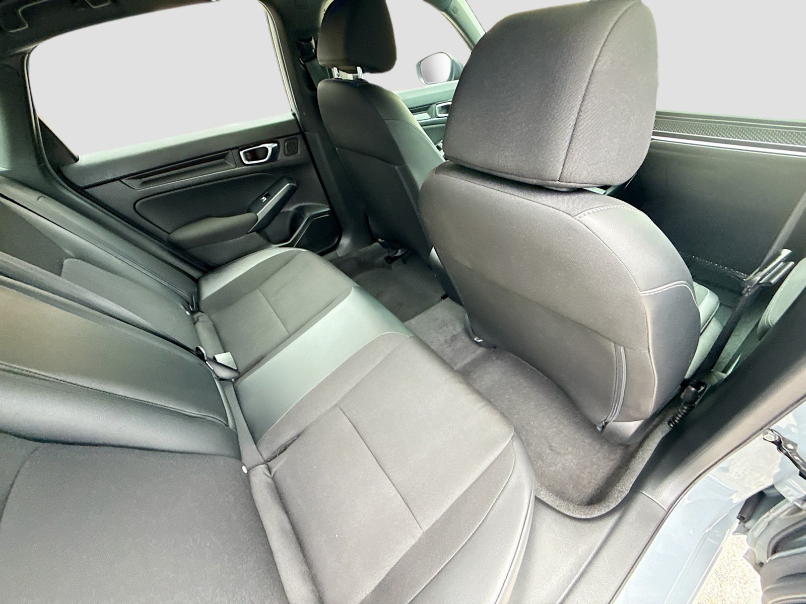 Certified Used 2025 Meteorite Gray Metallic Honda Sport image 28