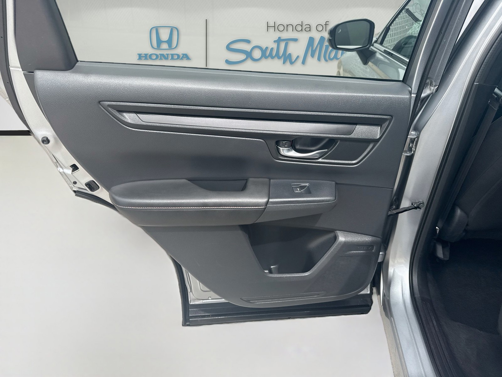 2025 Honda CR-V Sport - Photo 25