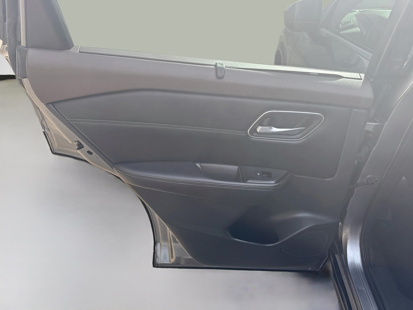 Used 2021 Gun Metallic Nissan SV image 25