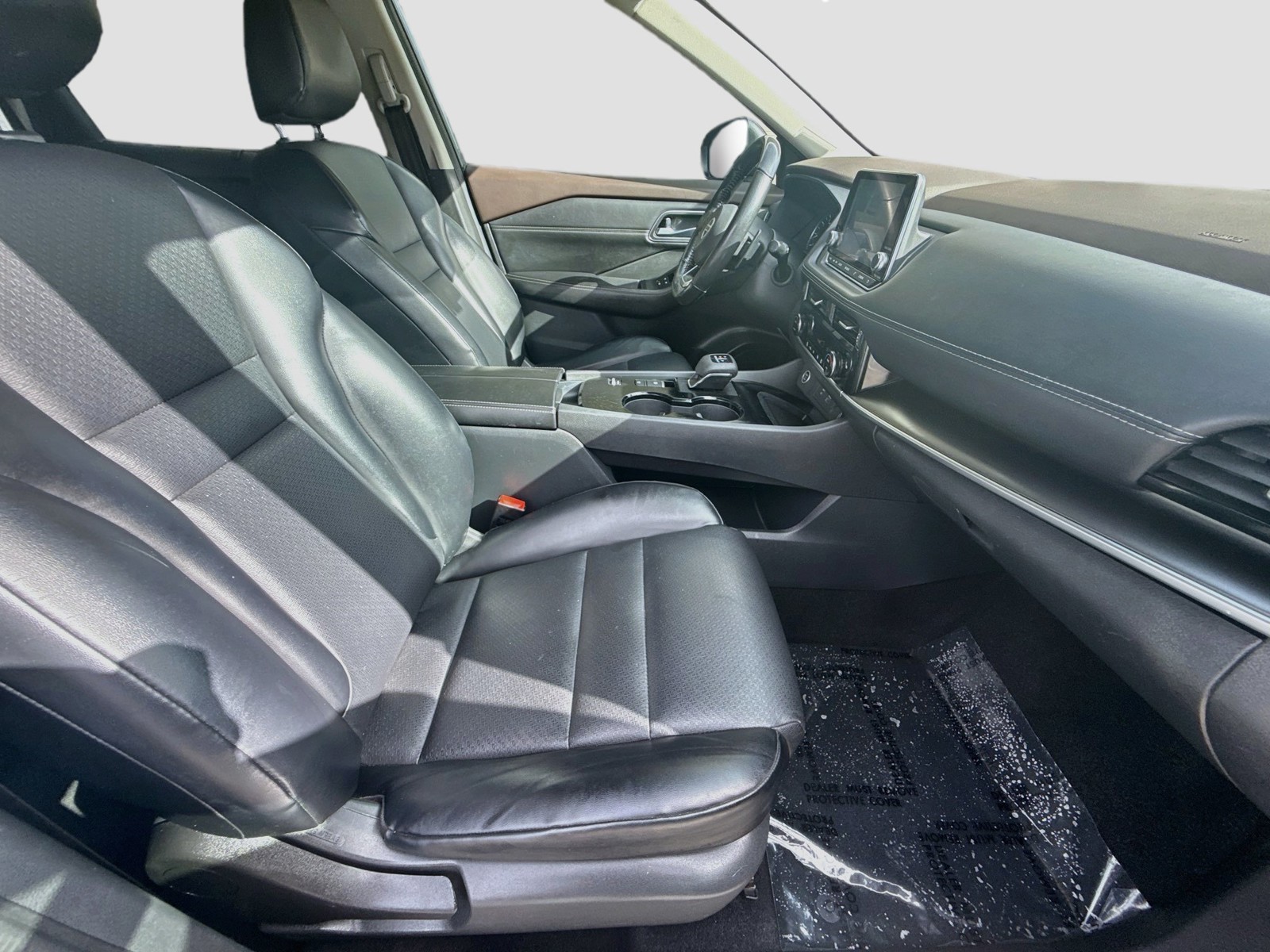 Used 2021 Gun Metallic Nissan SV image 31