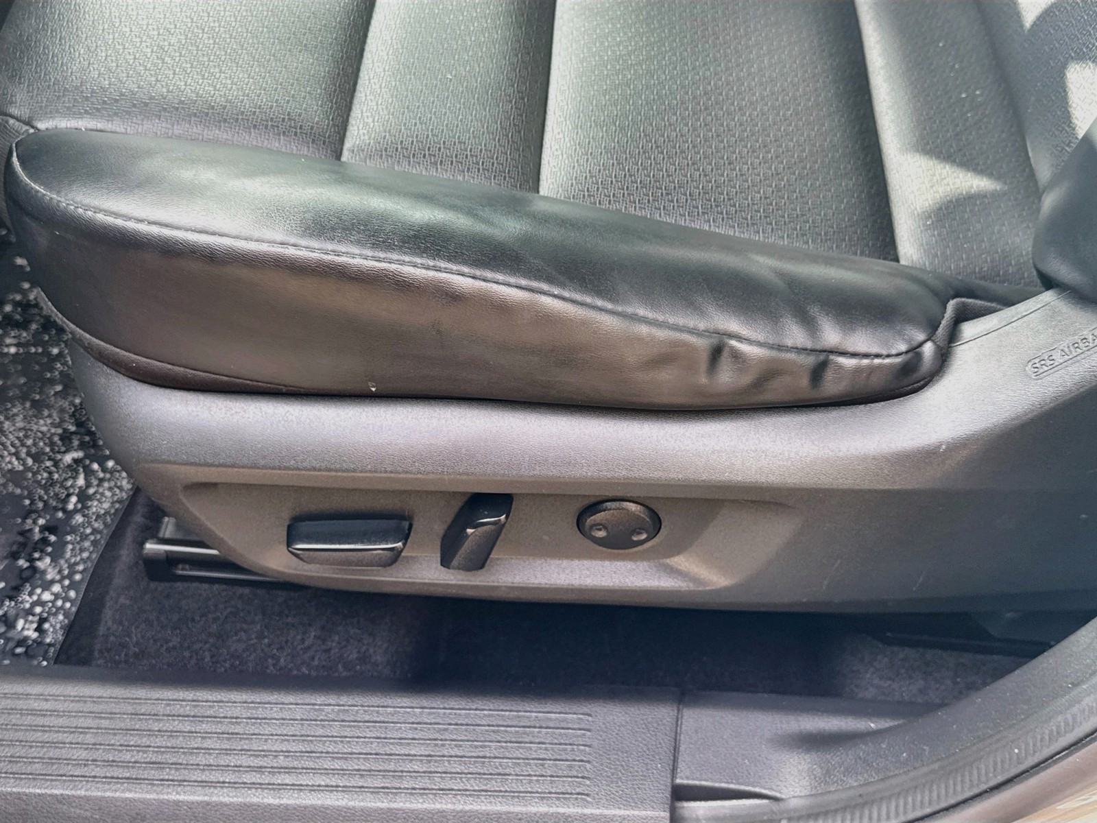 Used 2021 Gun Metallic Nissan SV image 17