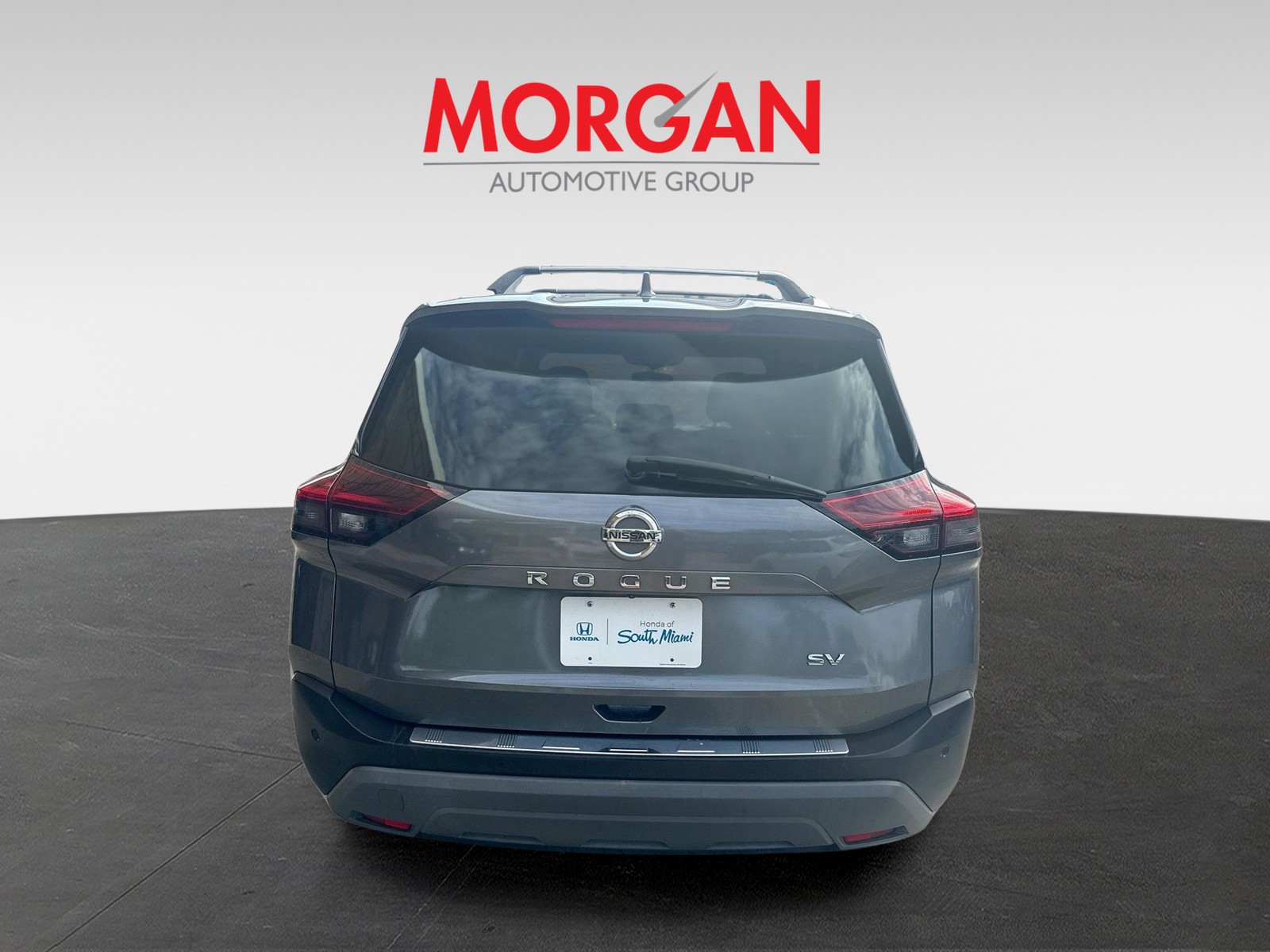 Used 2021 Gun Metallic Nissan SV image 6