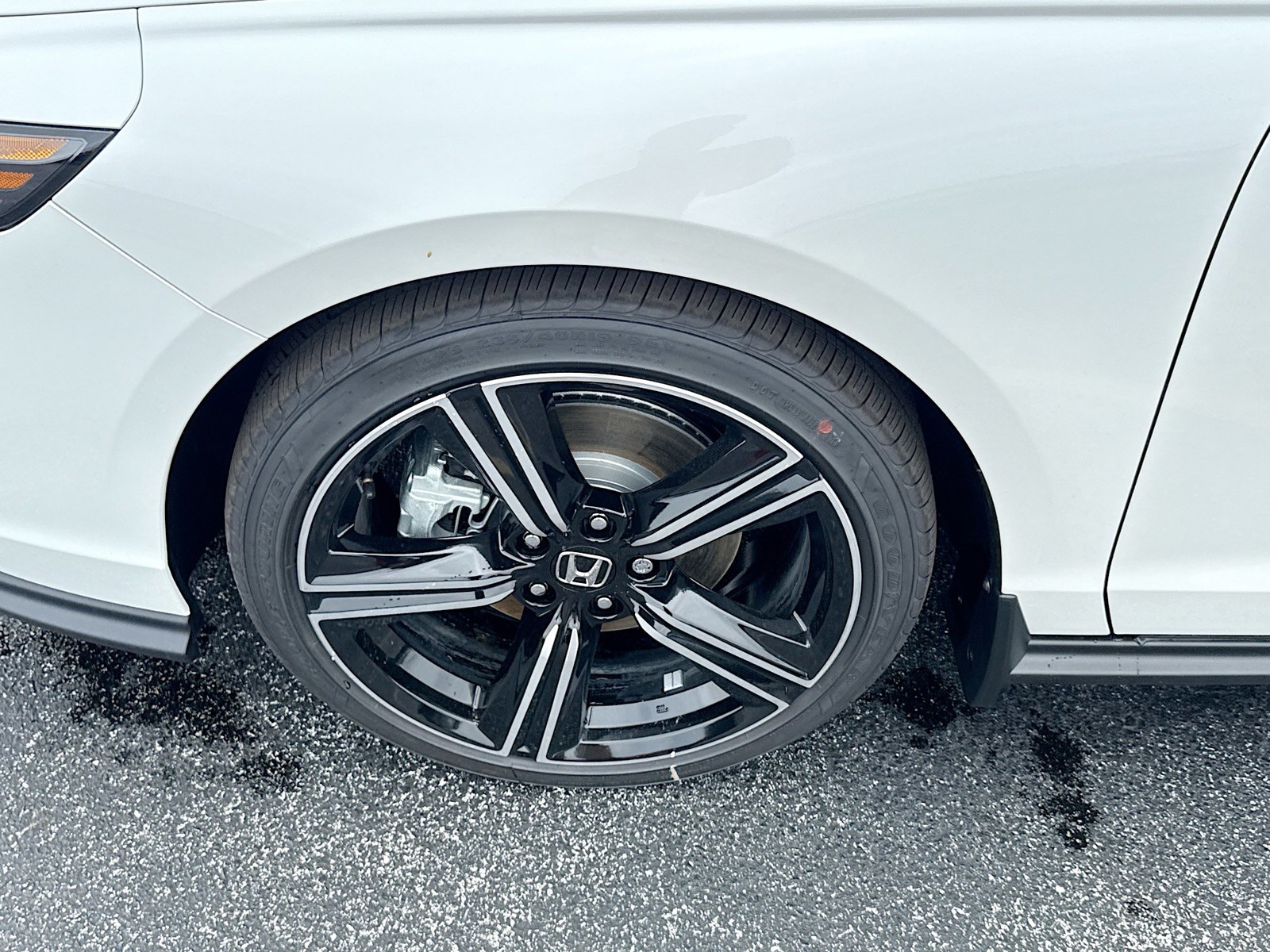 New 2026 Platinum White Pearl Honda Sport image 26