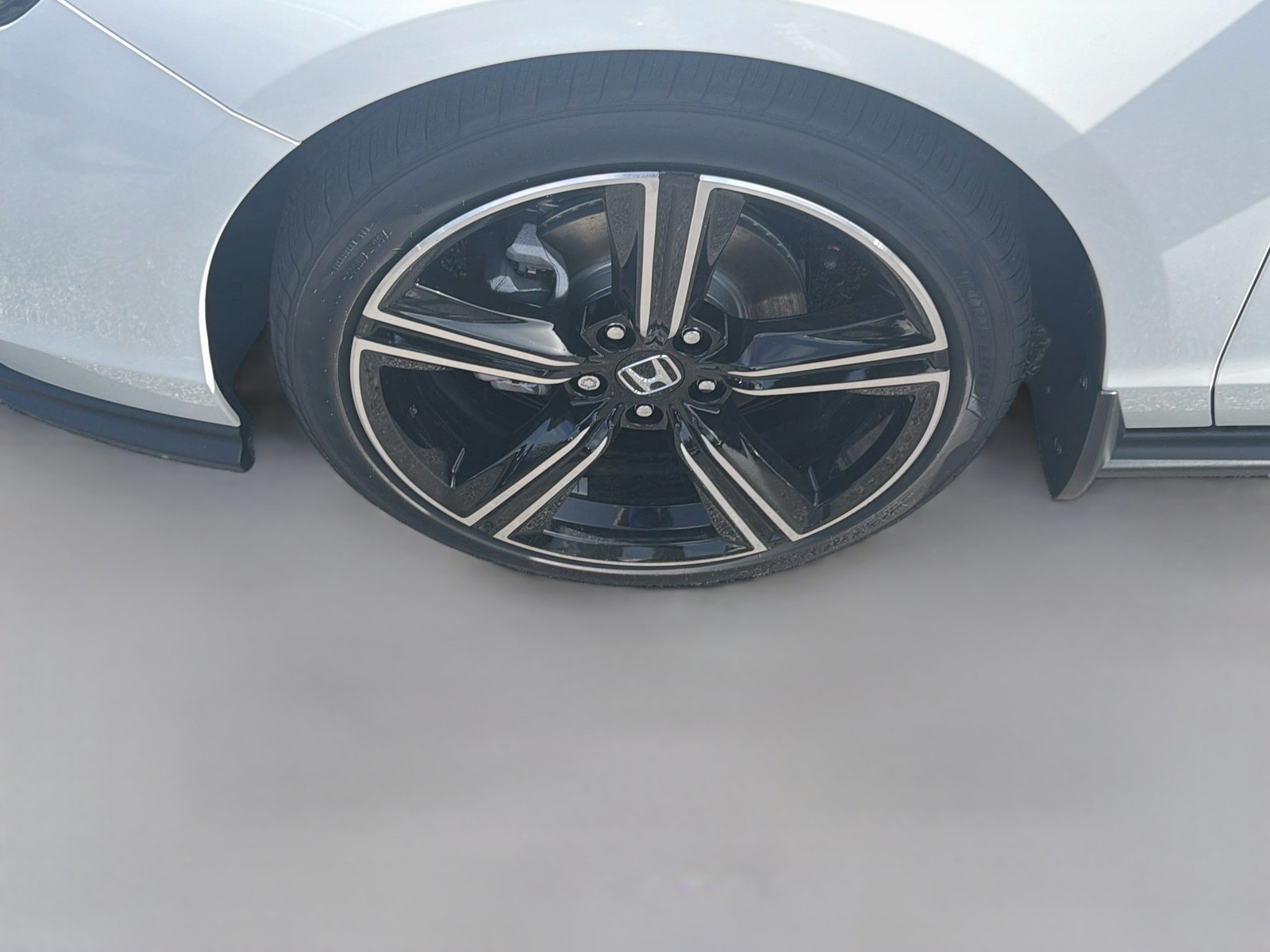 New 2026 Platinum White Pearl Honda SE image 26