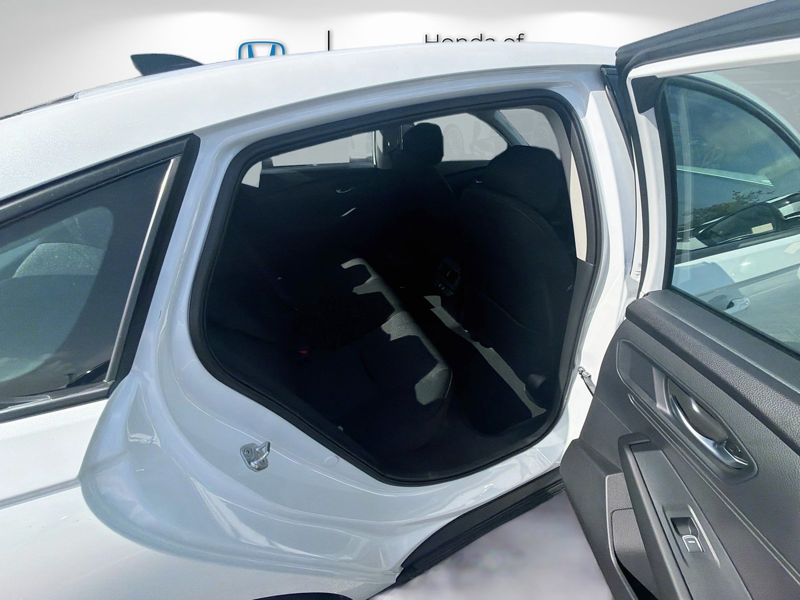 New 2026 Platinum White Pearl Honda SE image 22