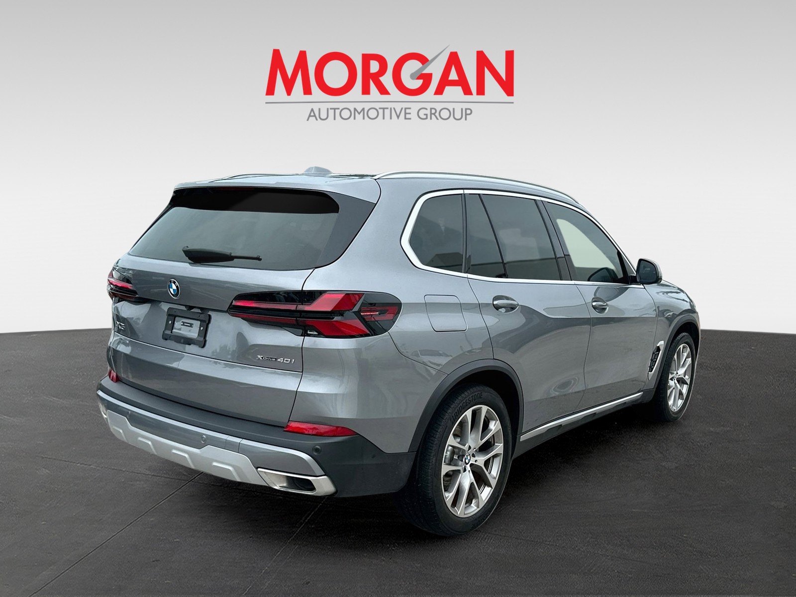 Certified Used 2025 Gray BMW xDrive40i image 7