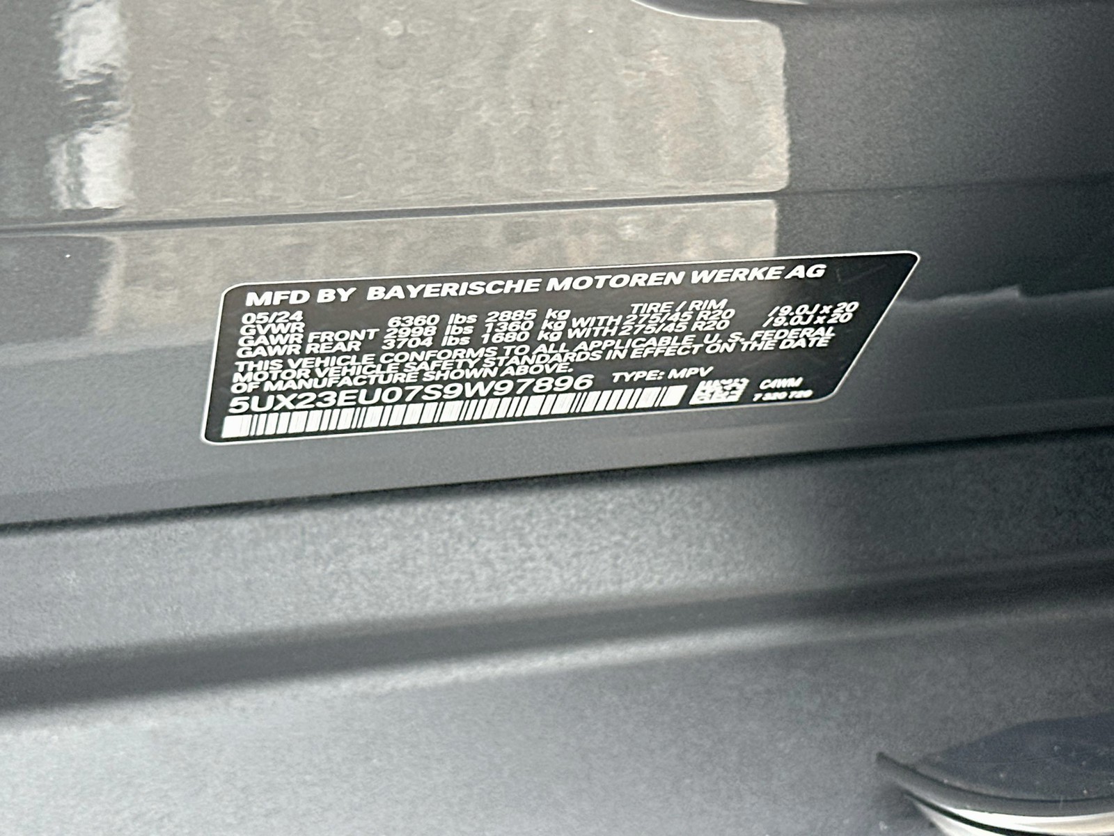 Certified Used 2025 Gray BMW xDrive40i image 34