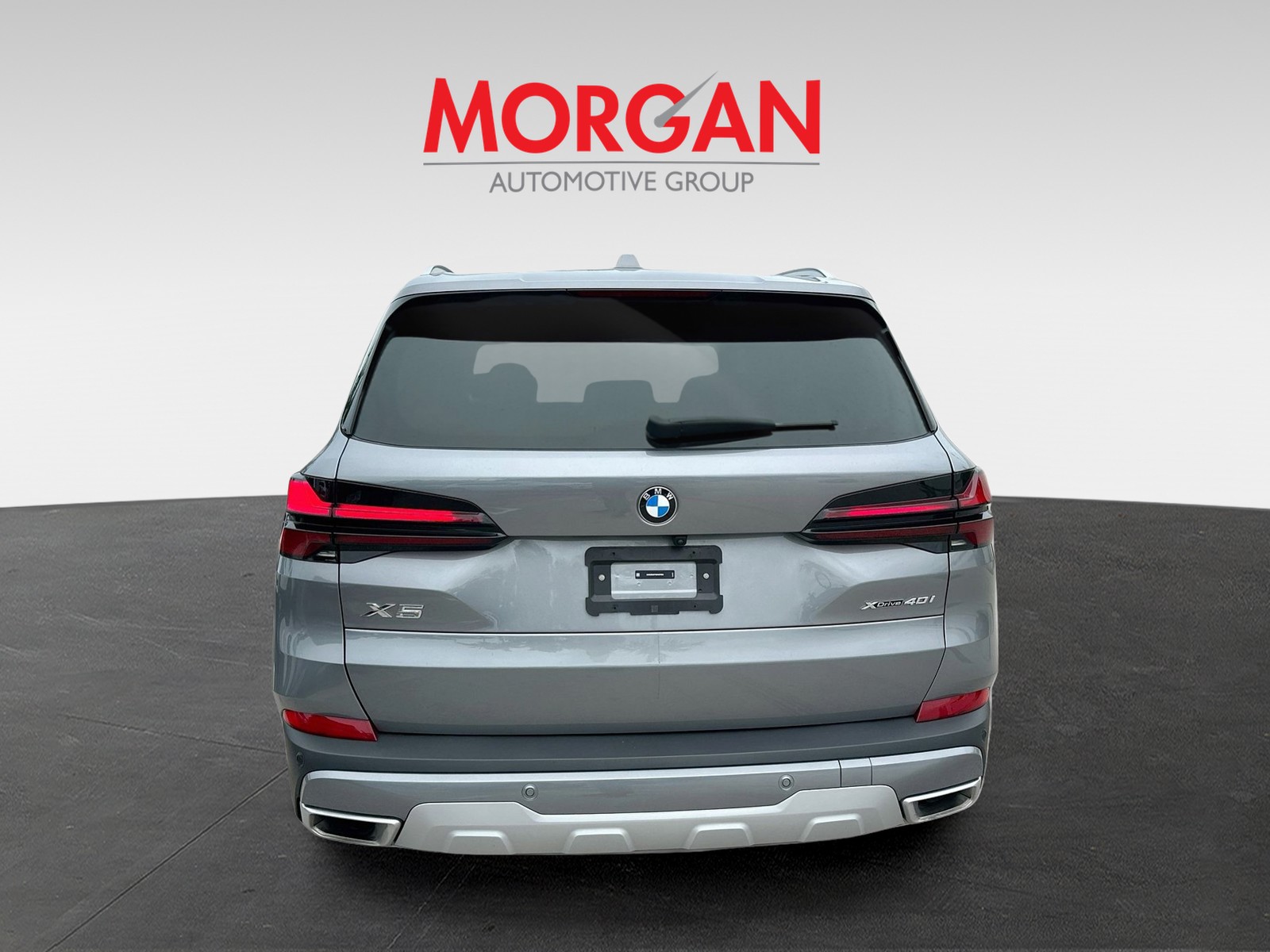 Certified Used 2025 Gray BMW xDrive40i image 6