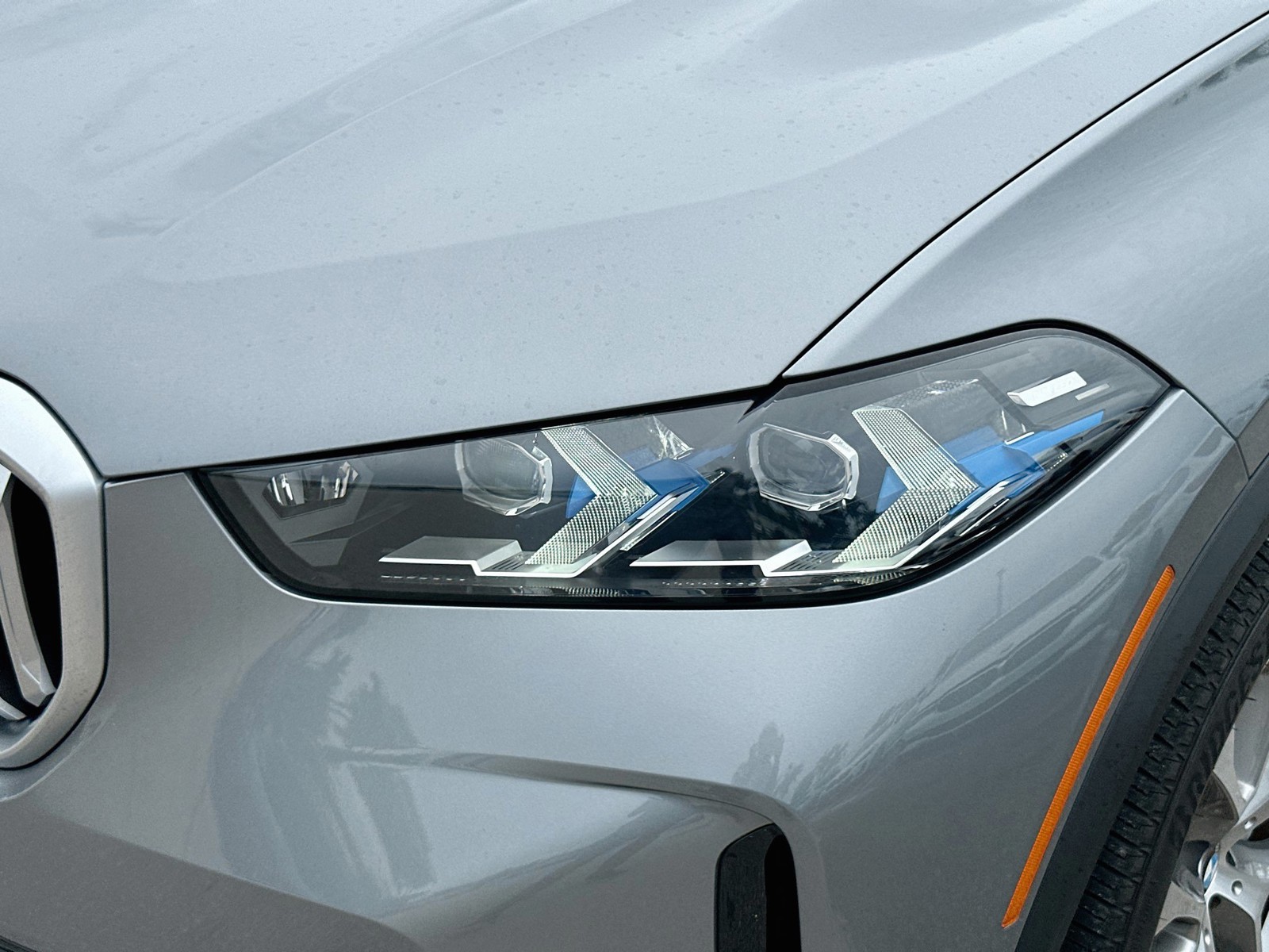 Certified Used 2025 Gray BMW xDrive40i image 30