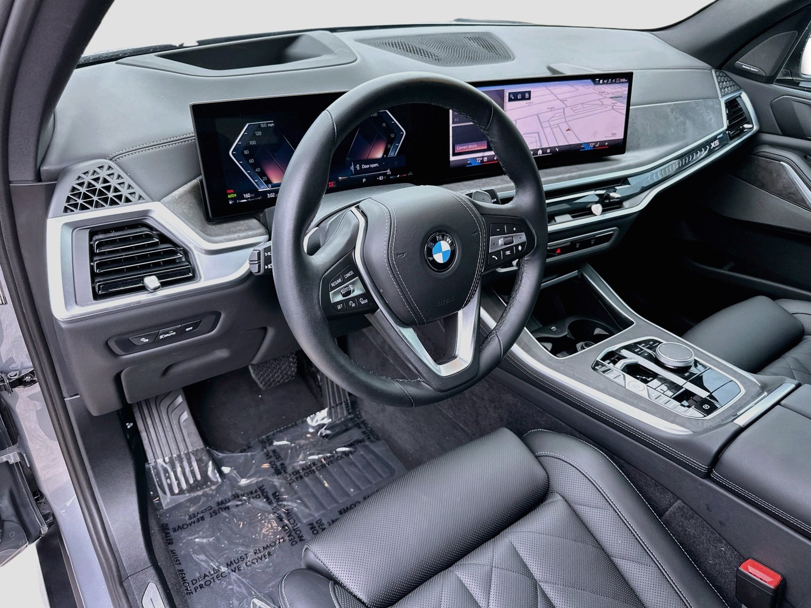 Certified Used 2025 Gray BMW xDrive40i image 9