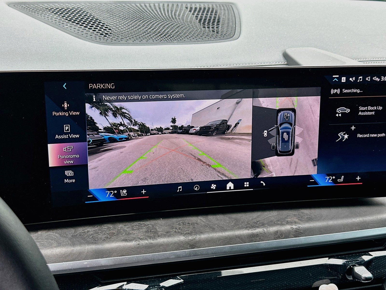 Certified Used 2025 Gray BMW xDrive40i image 14