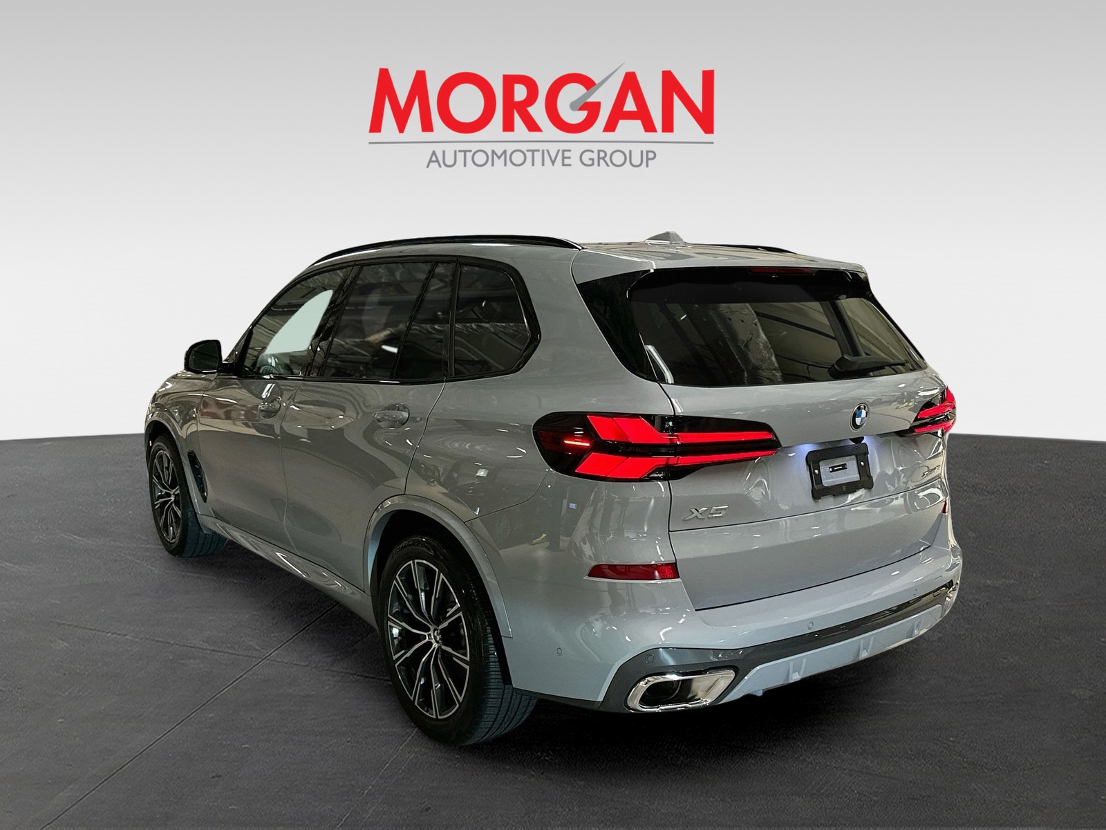 Certified Used 2026 Gray BMW xDrive40i image 5