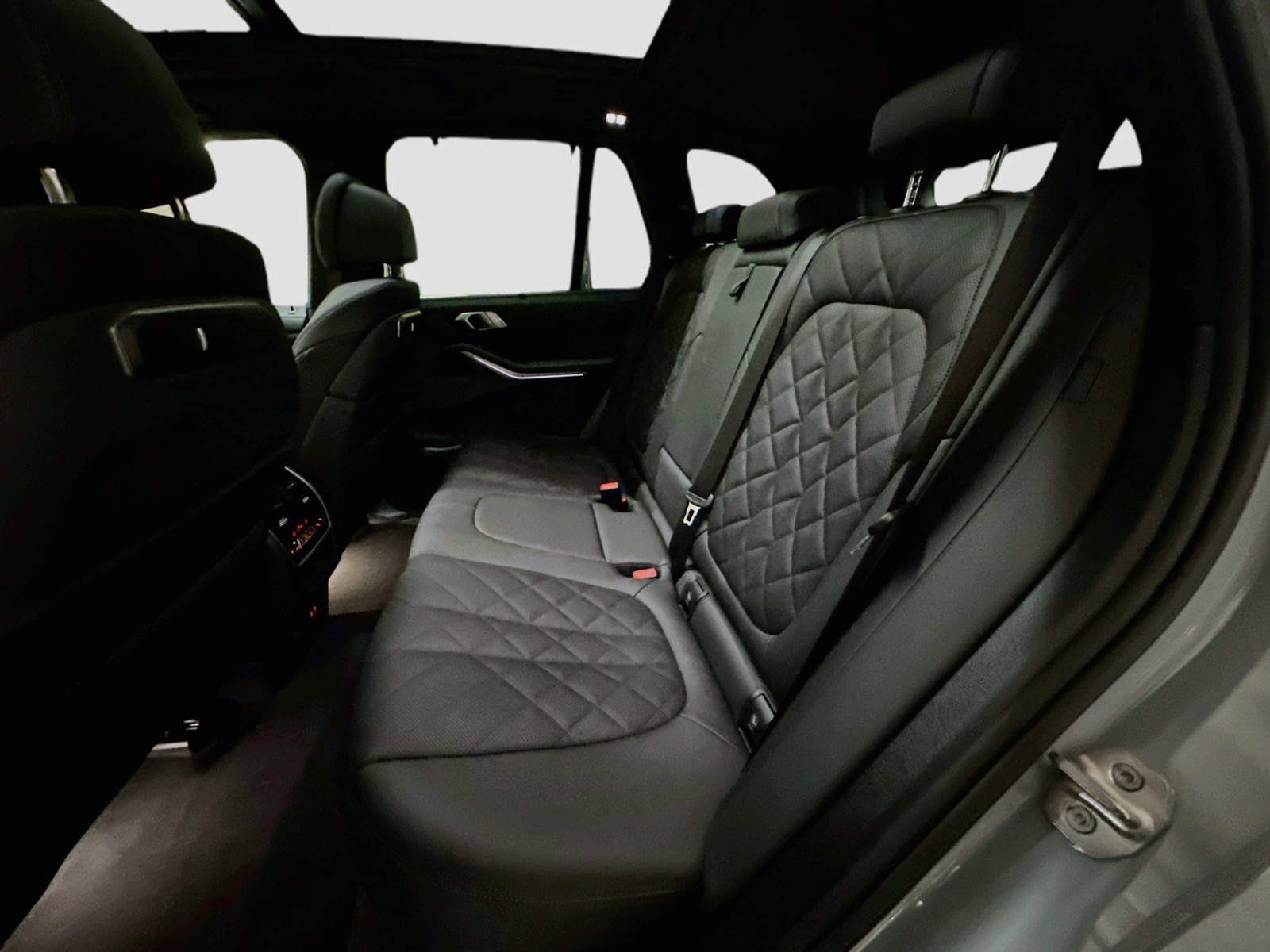 Certified Used 2026 Gray BMW xDrive40i image 25