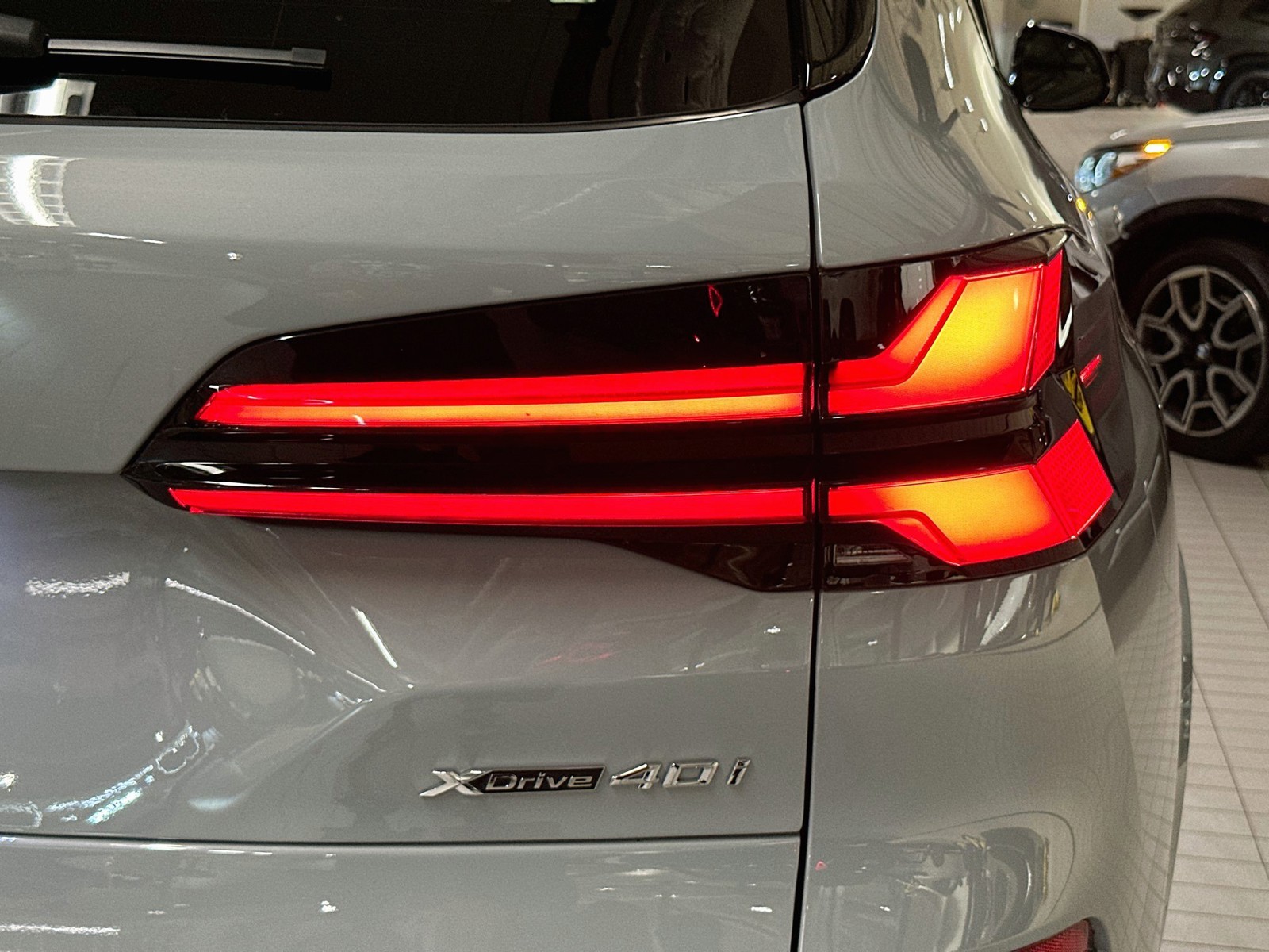 Certified Used 2026 Gray BMW xDrive40i image 32