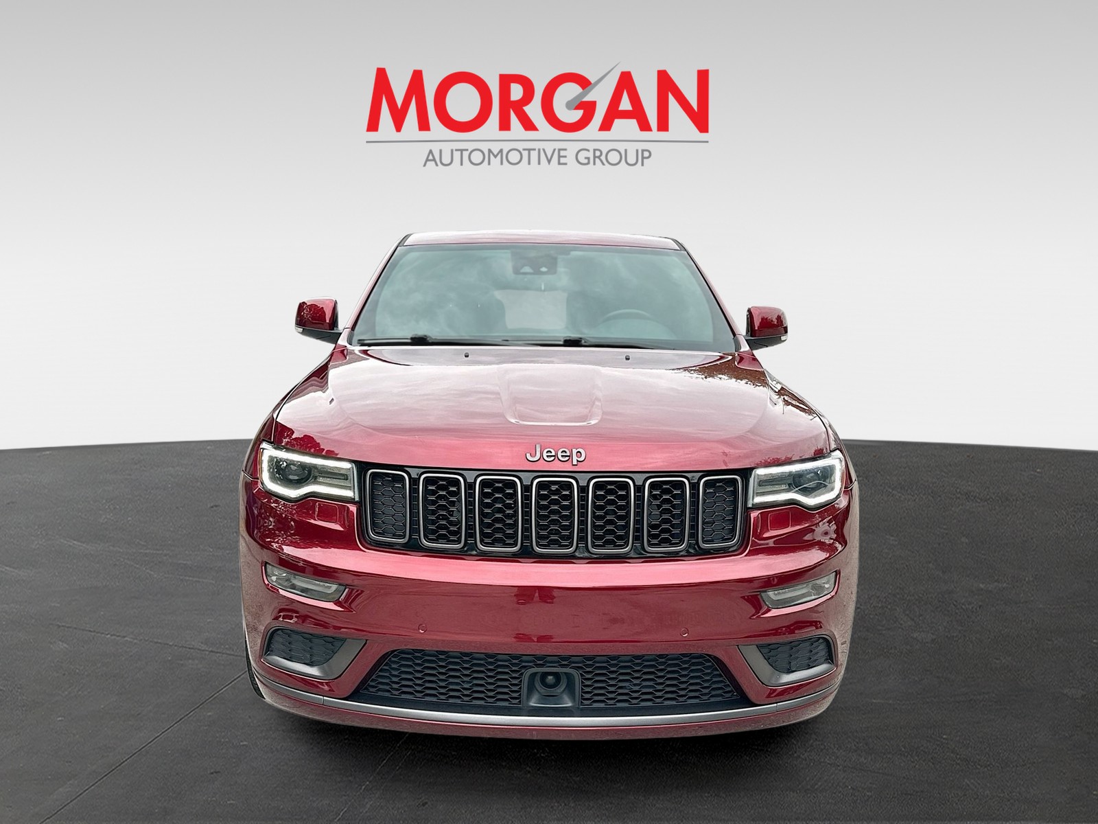 Used 2018 Red Jeep Overland image 2