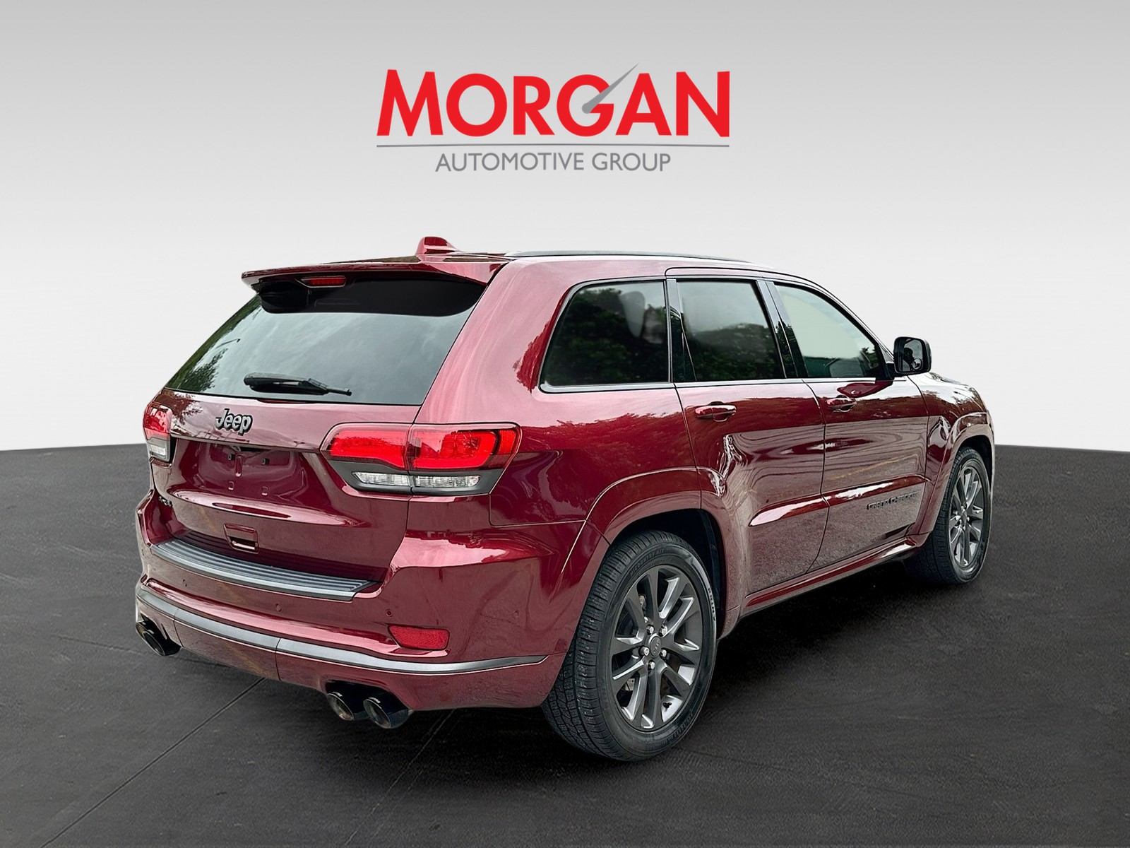 Used 2018 Red Jeep Overland image 7
