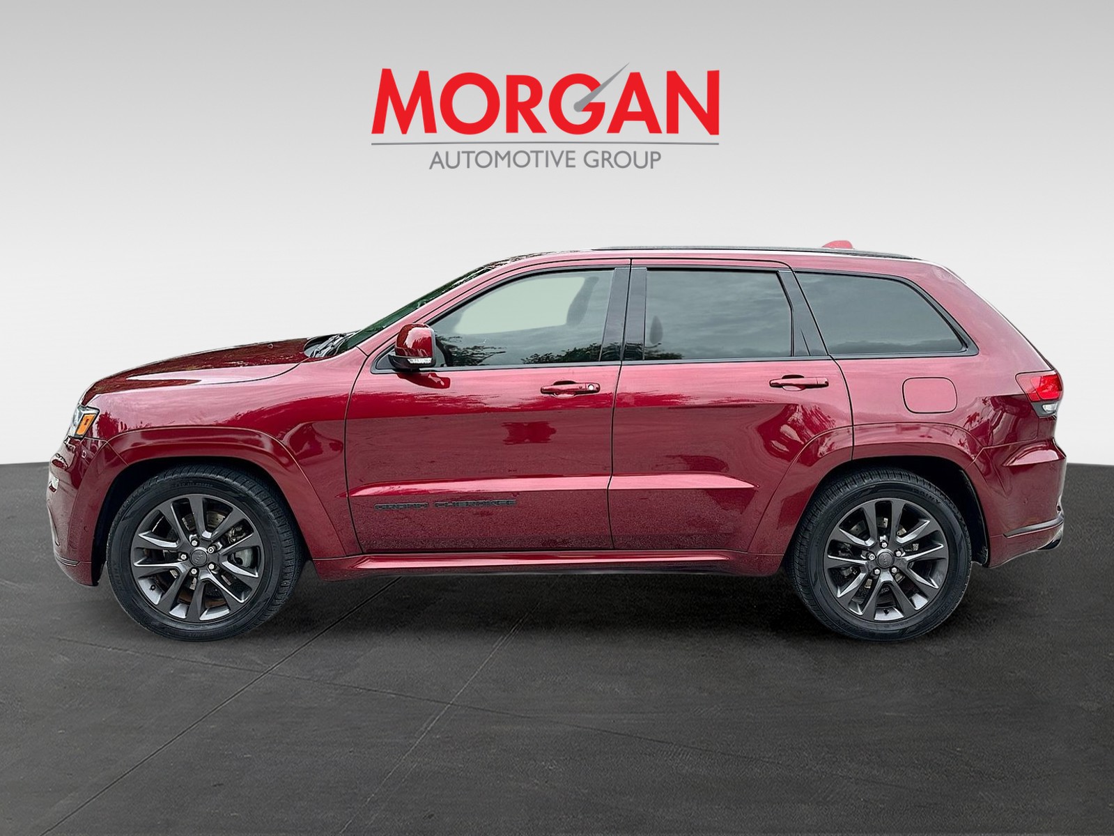 Used 2018 Red Jeep Overland image 4