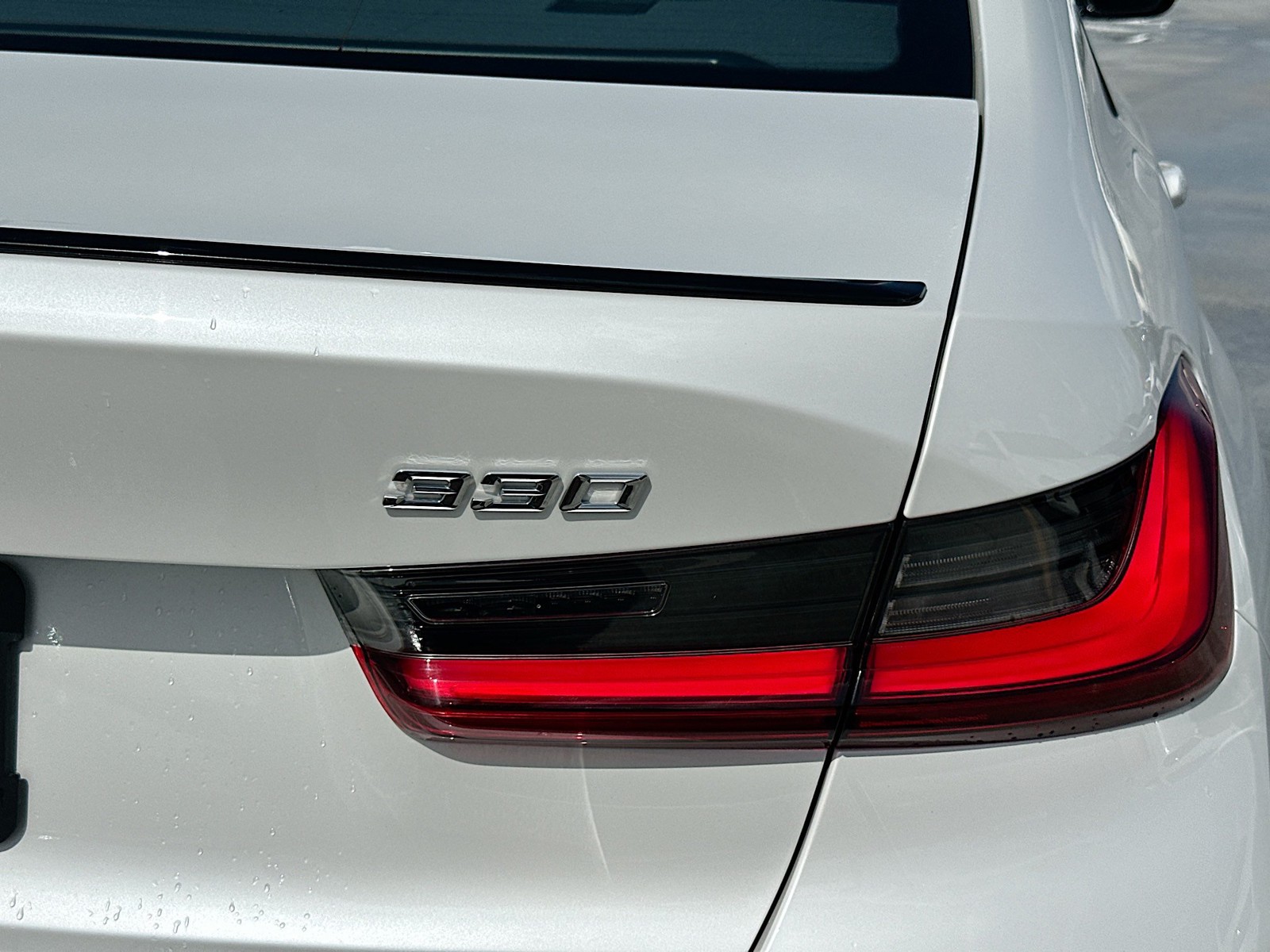 Certified Used 2025 White BMW 330i image 32