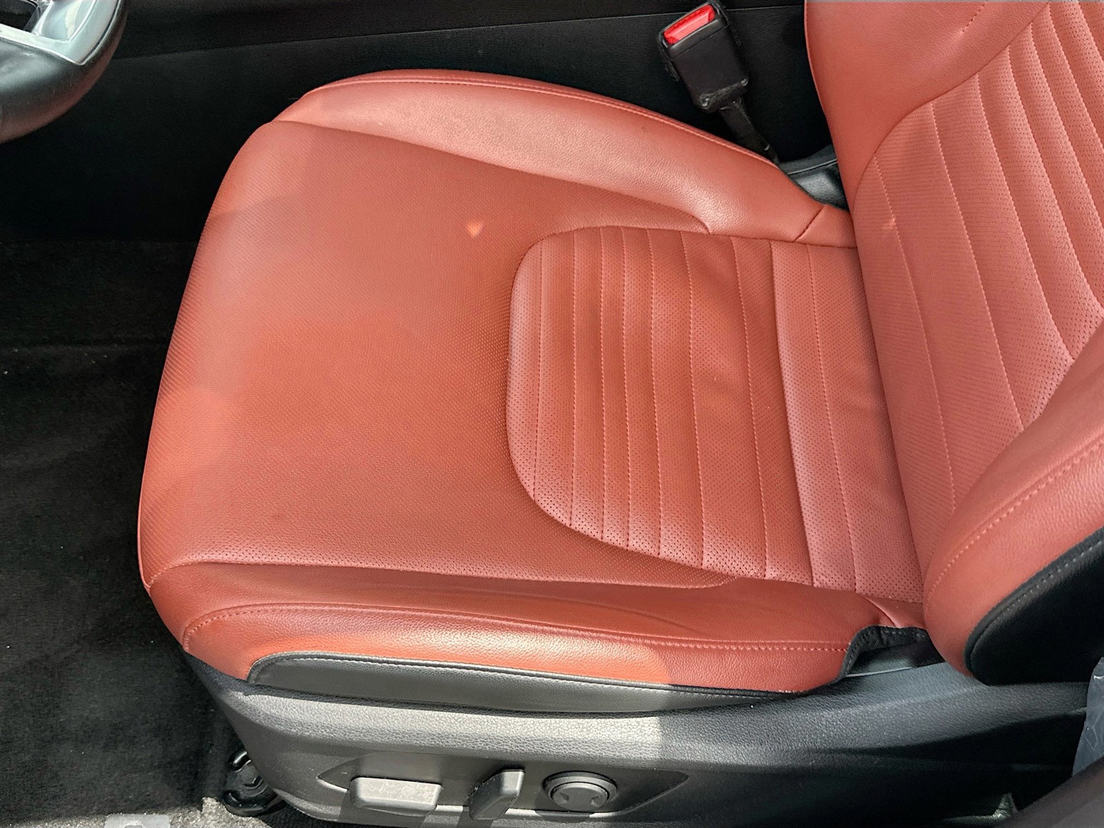 Used 2024 Black Kia SX image 20