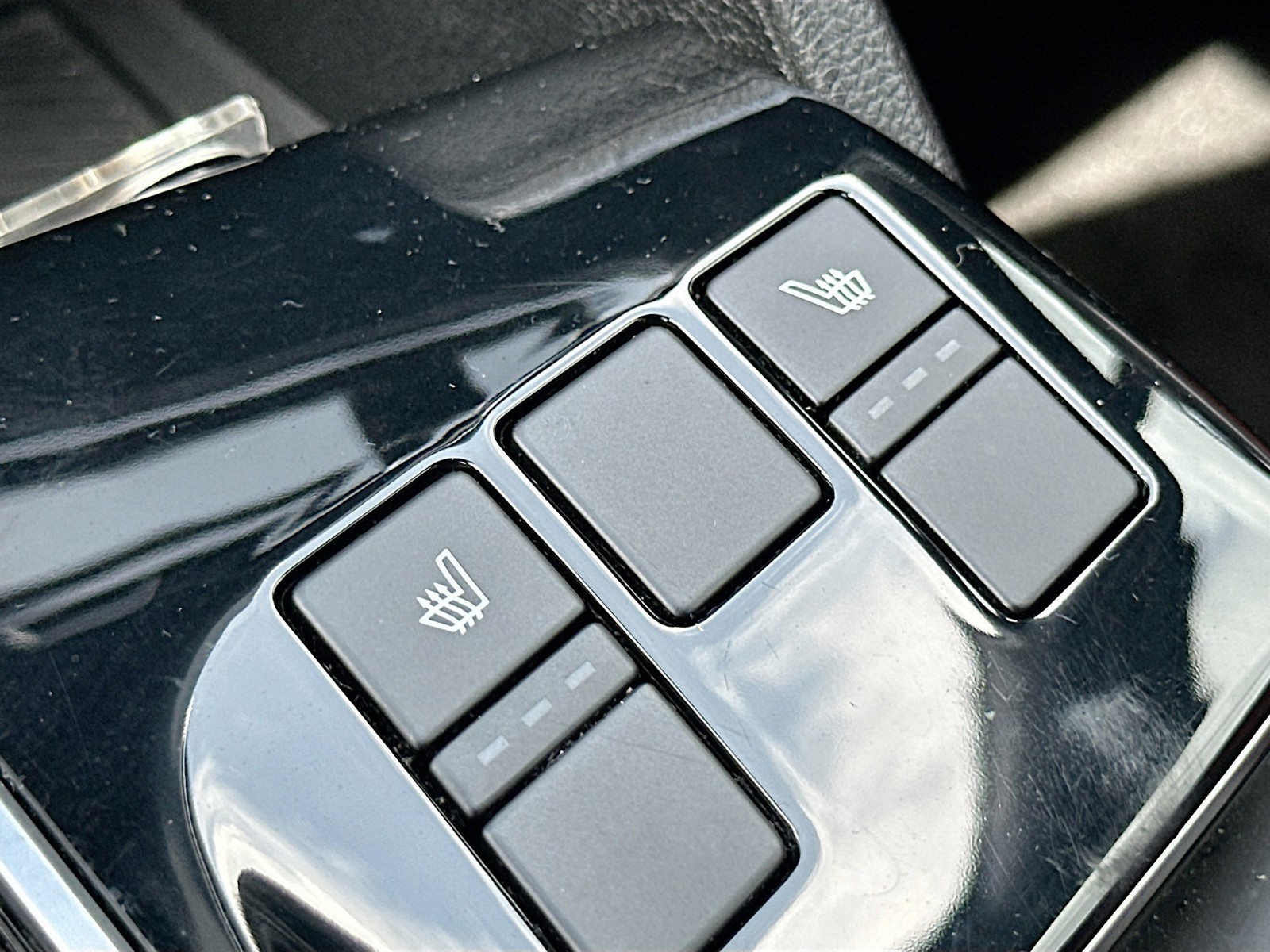 Used 2024 Black Kia SX image 21