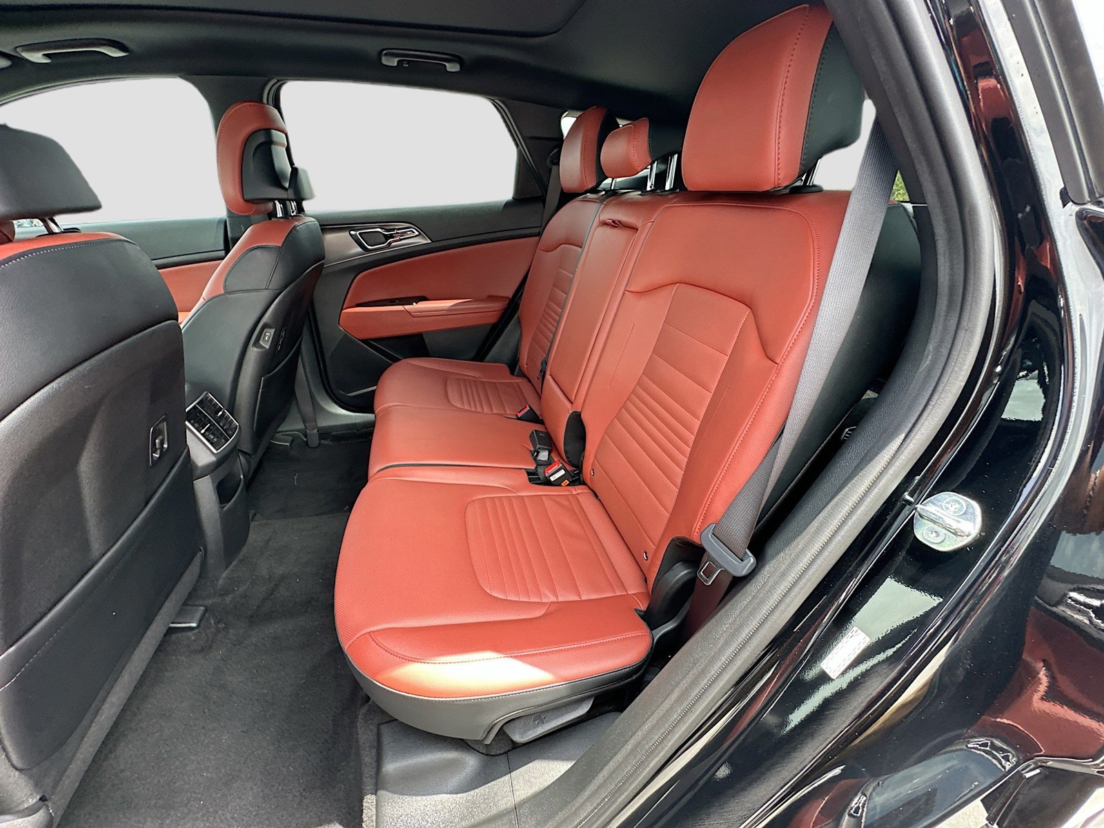 Used 2024 Black Kia SX image 26