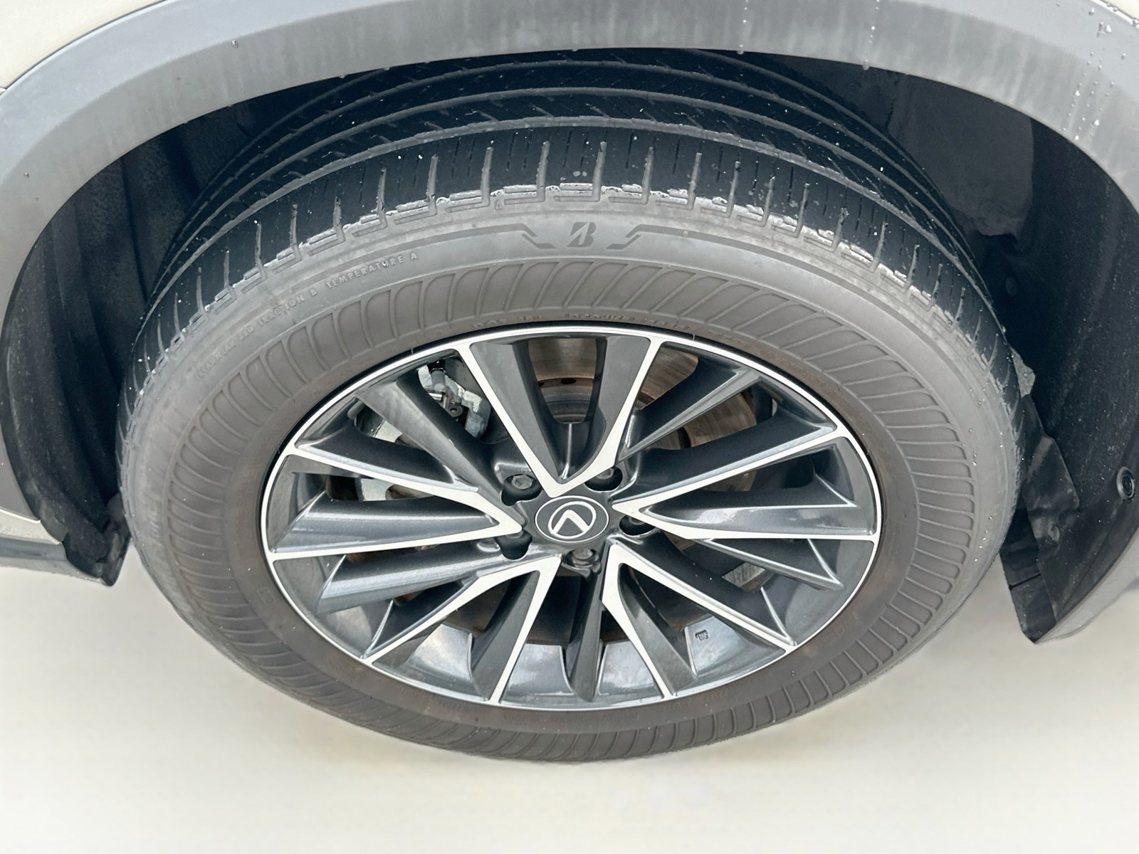 Used 2024 Silver Lexus 350 Premium image 33