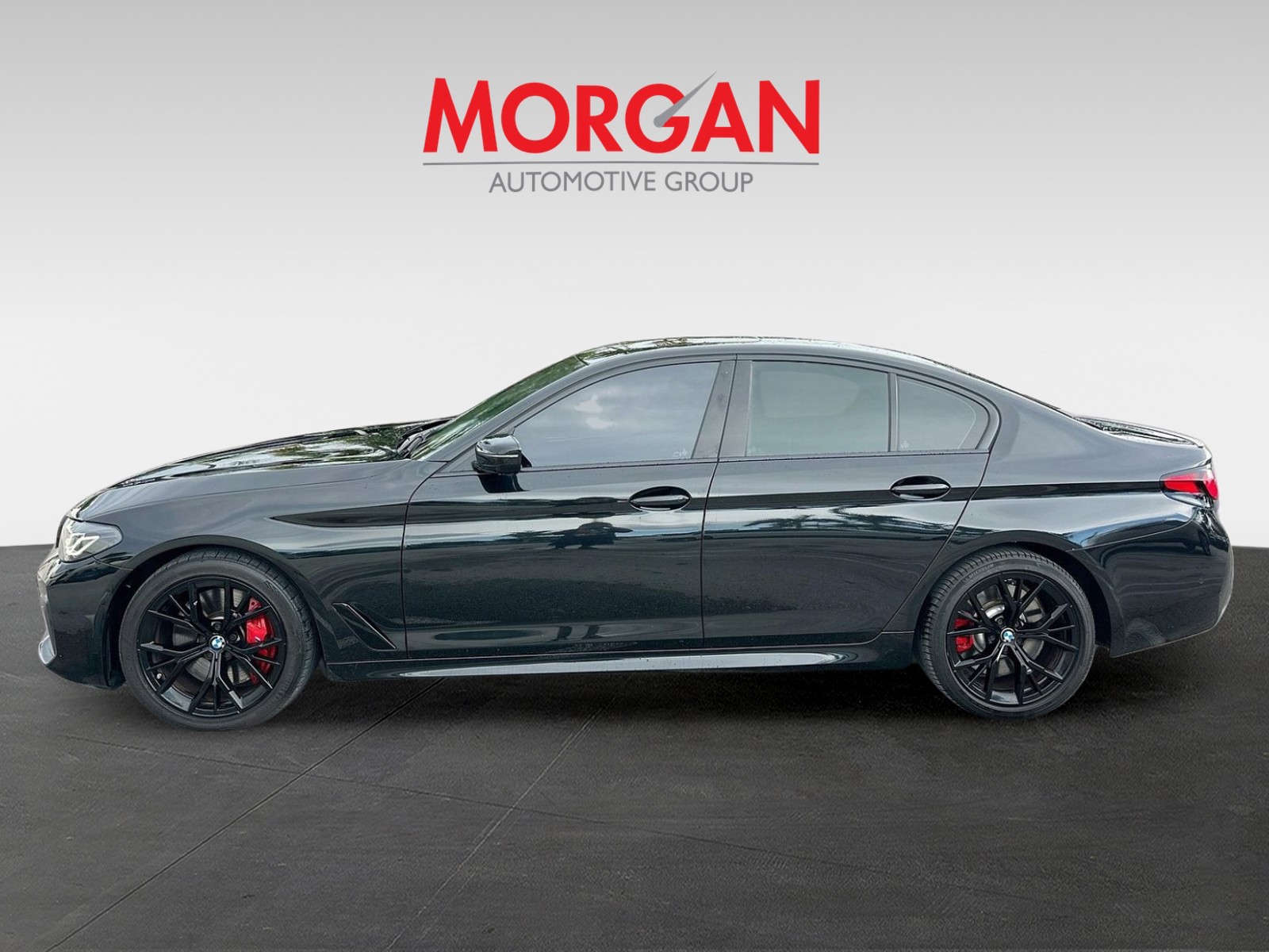 Used 2023 Black BMW 540i image 4