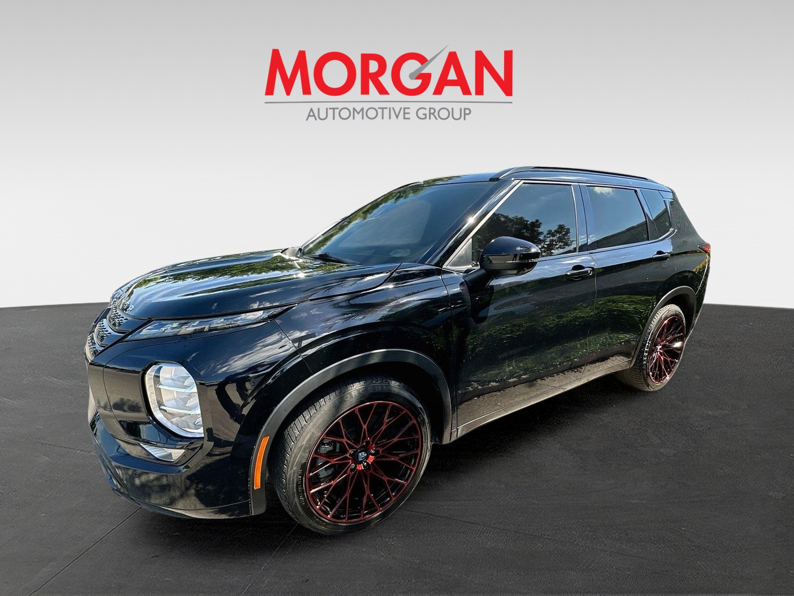 Used 2022 Black Mitsubishi SEL image 4