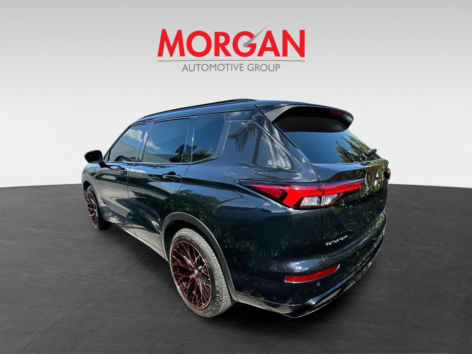 Used 2022 Black Mitsubishi SEL image 5